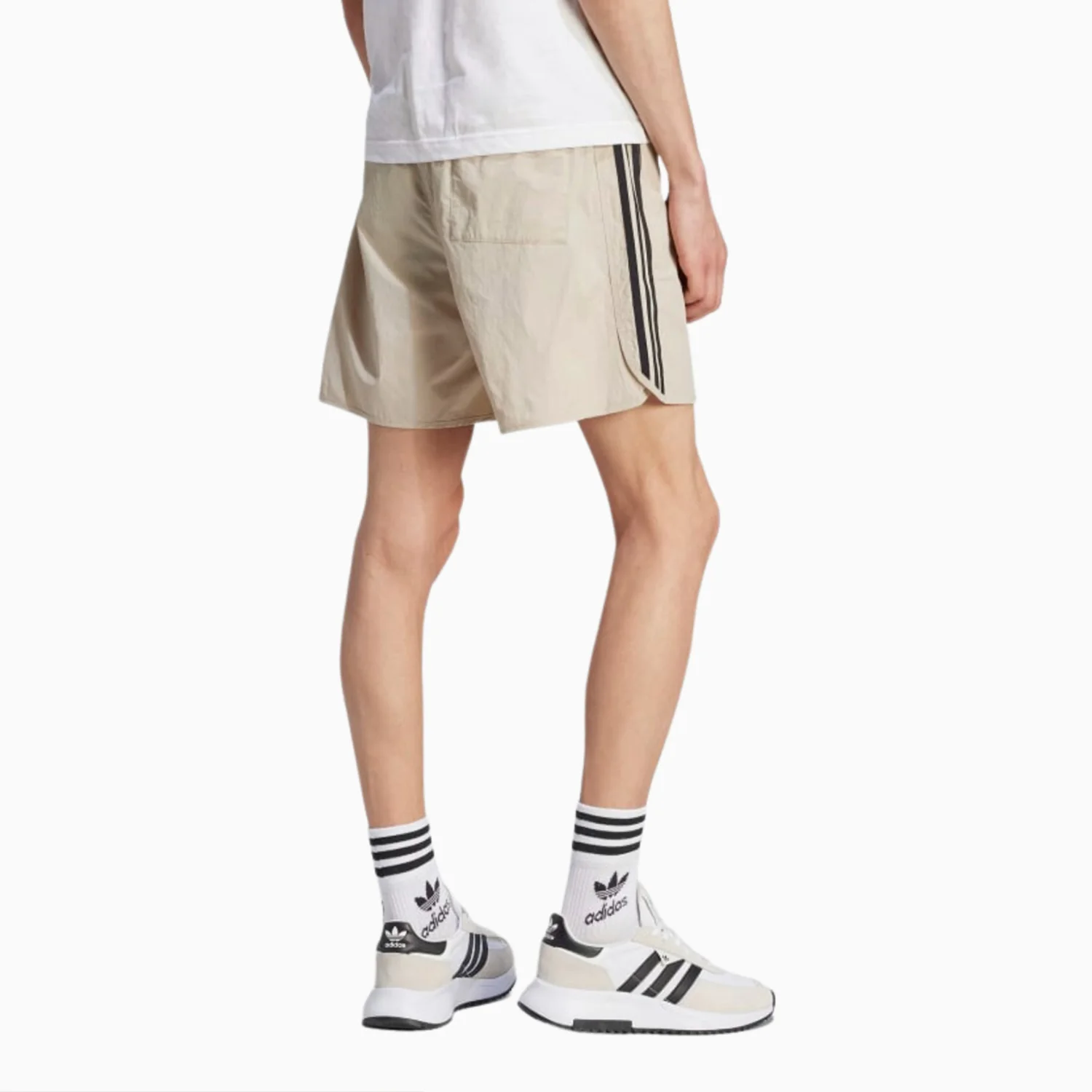 Men's Adicolor Classics 3-Stripes Outfit - Image 6