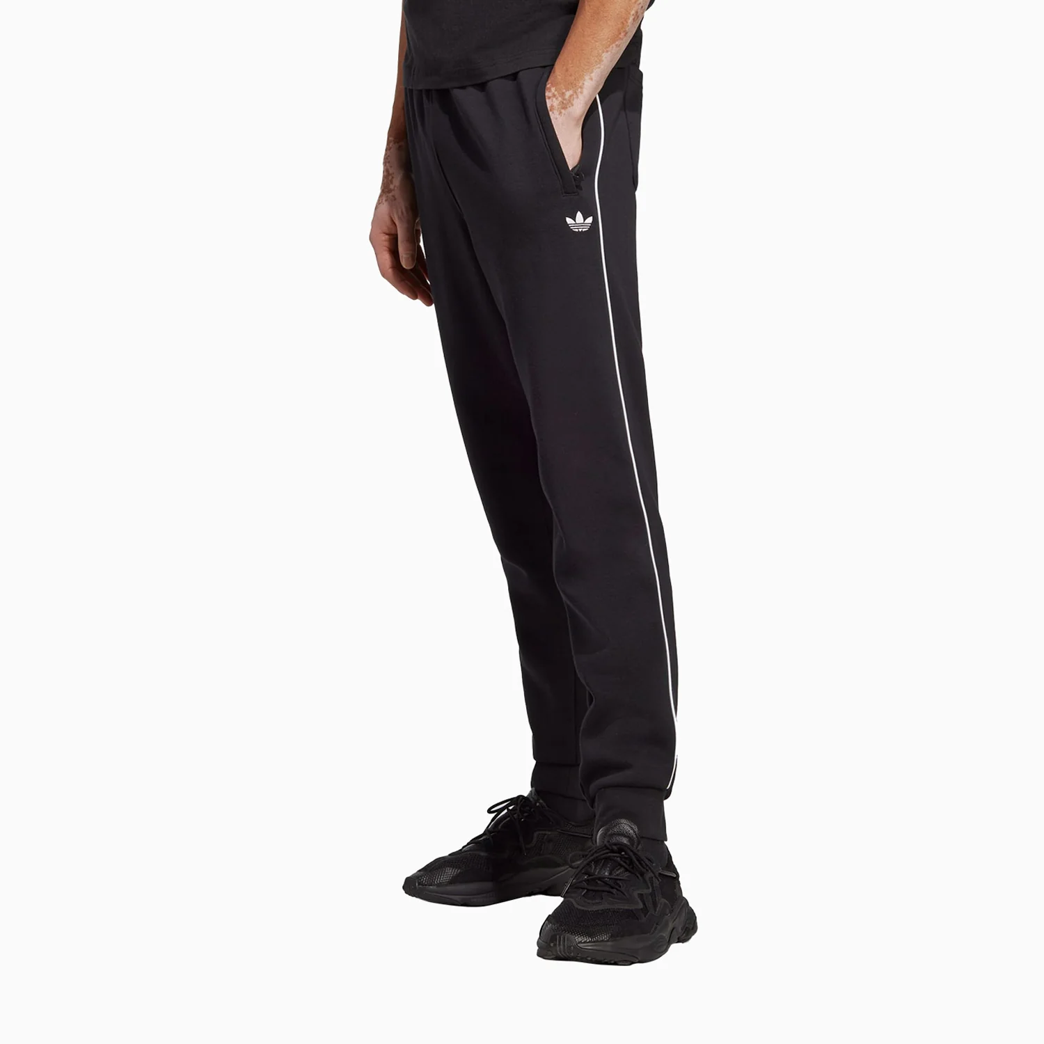 Men's adicolor Seasonal Archive Outfit - Image 5