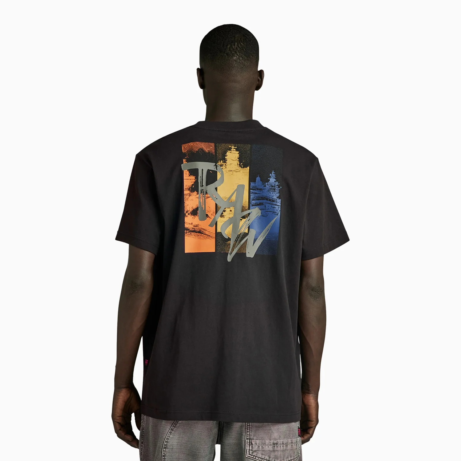 Men's Flight Deck Back Graphic Loose T-Shirt - Image 4