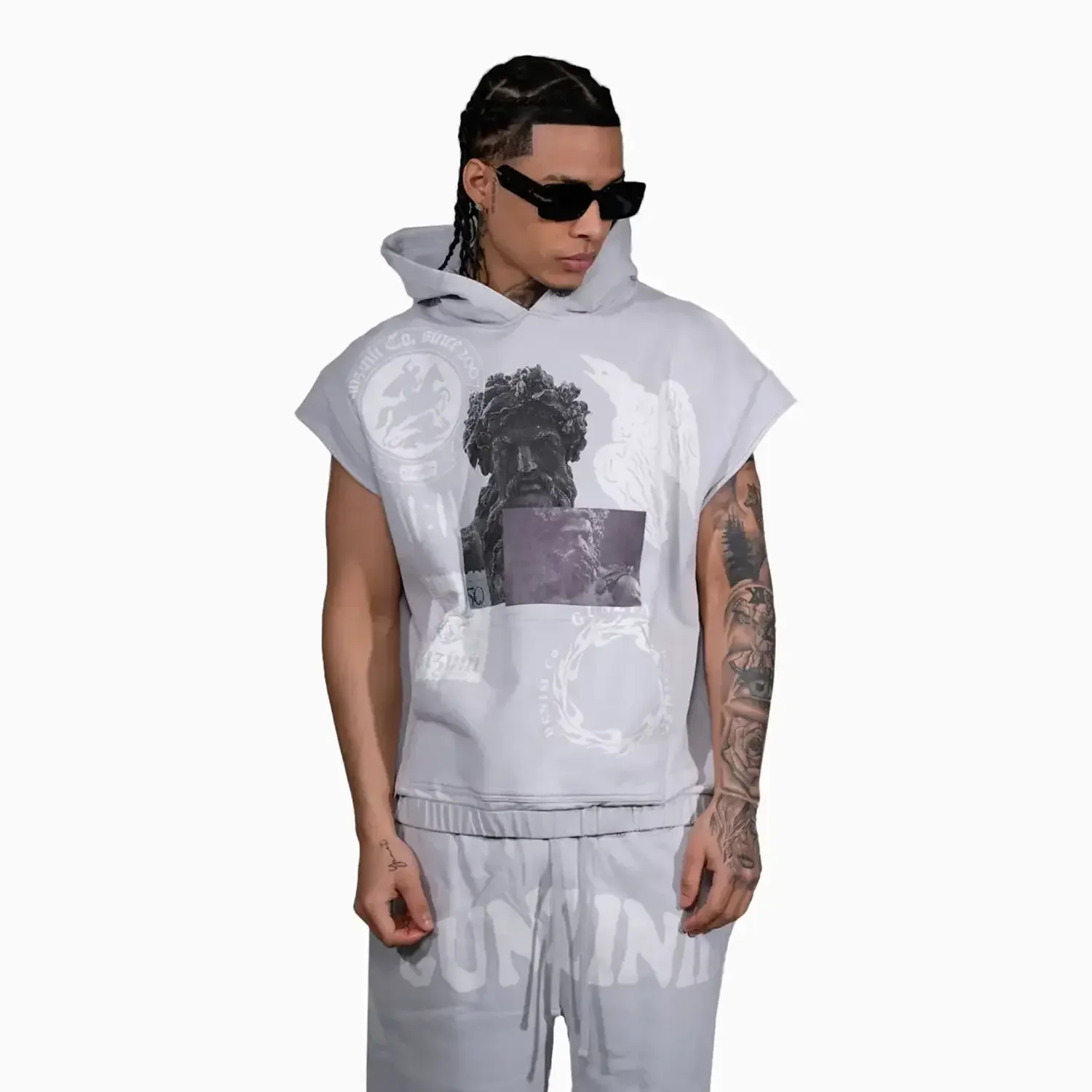 Men's Sleeveless Hoodie and Shorts Set - Image 2