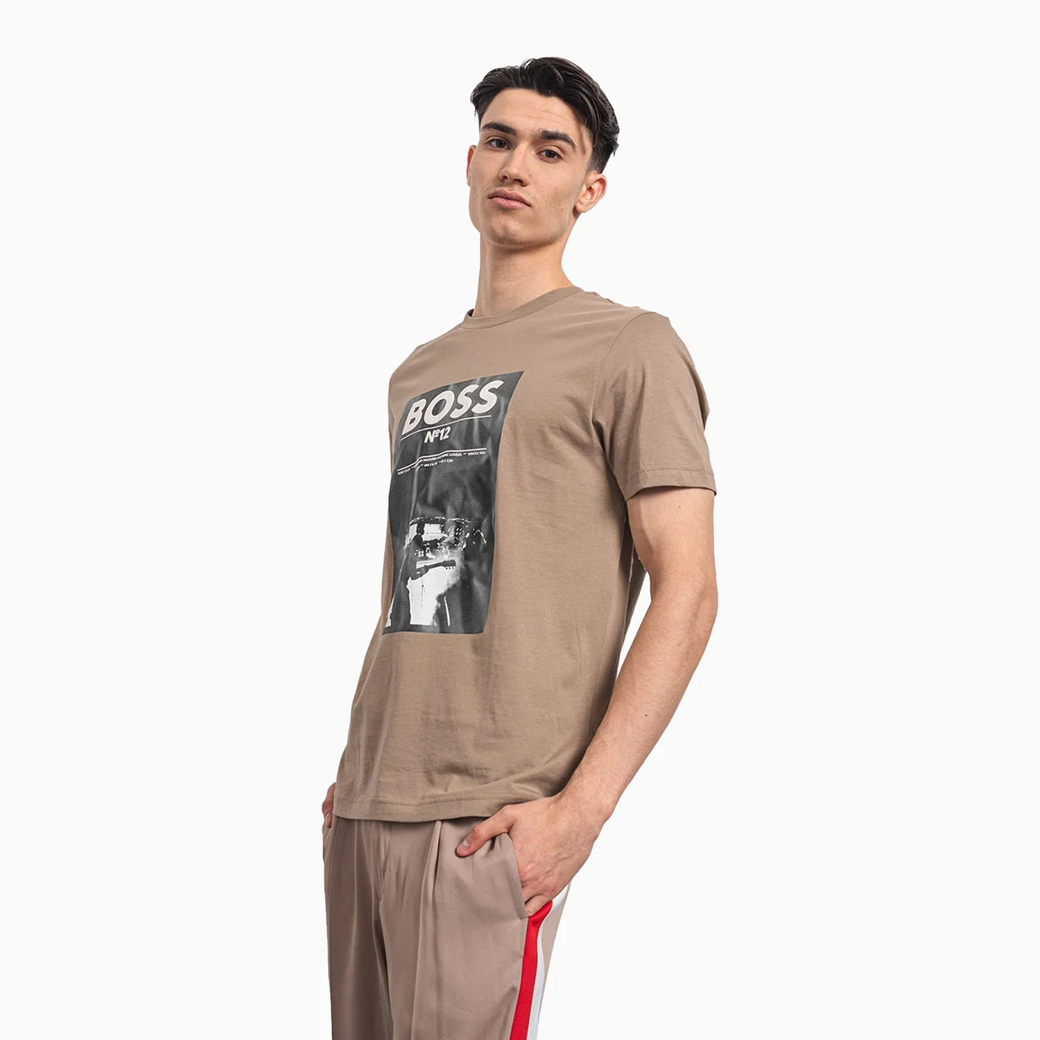 Men's Regular Fit T-Shirt in Cotton With Seasonal Artwork - Image 4