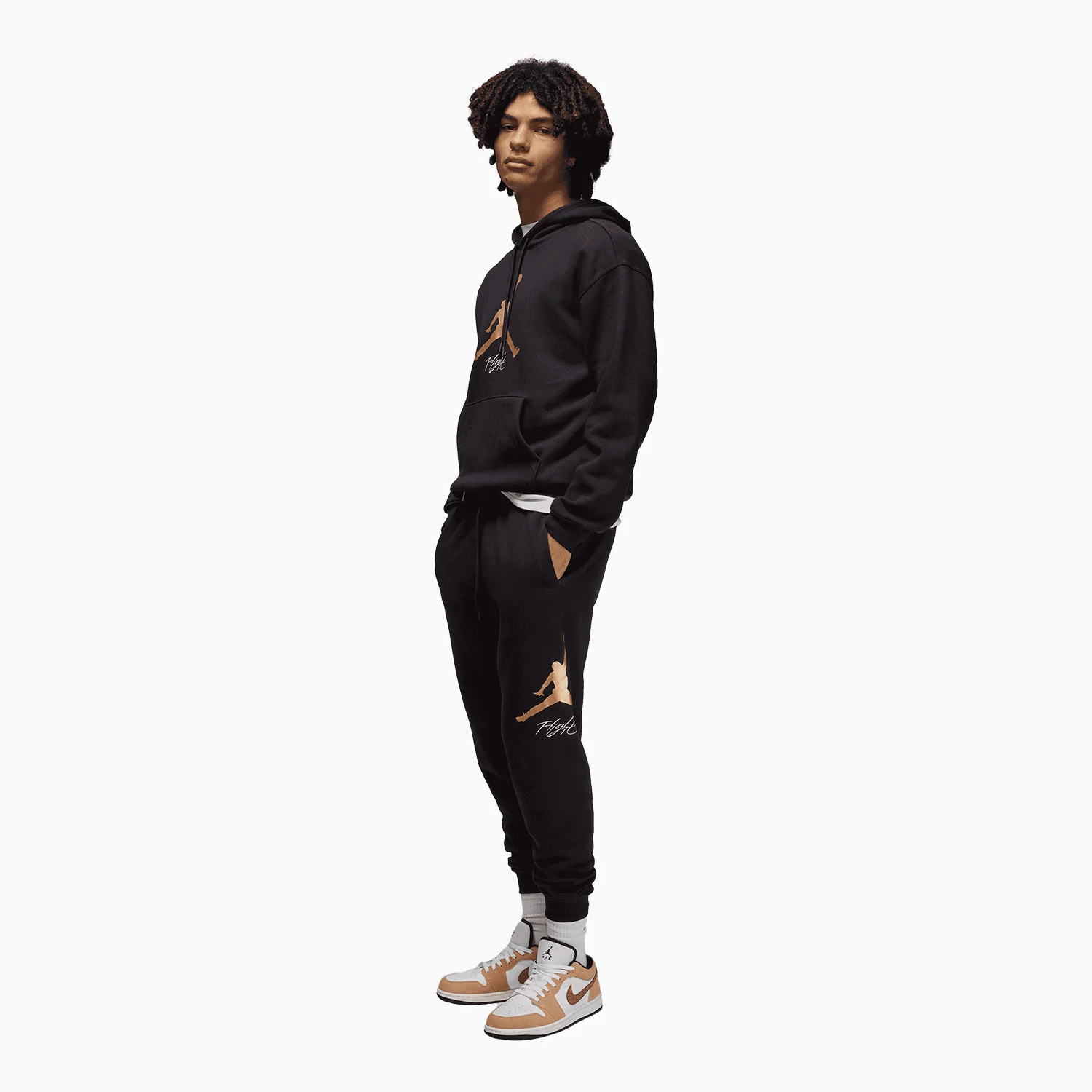 Men's Sportswear Essentials Outfit - Image 2