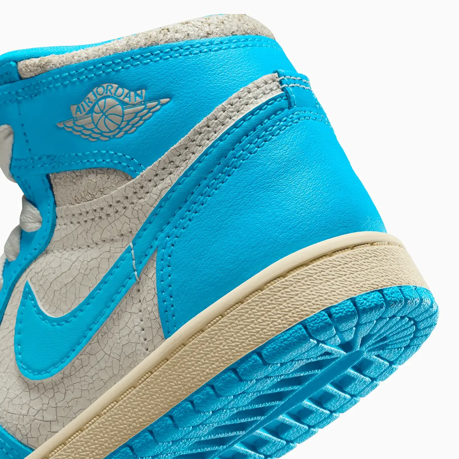 Kid's Air Jordan 1 High OG "UNC Reimagined" Pre School - Image 5