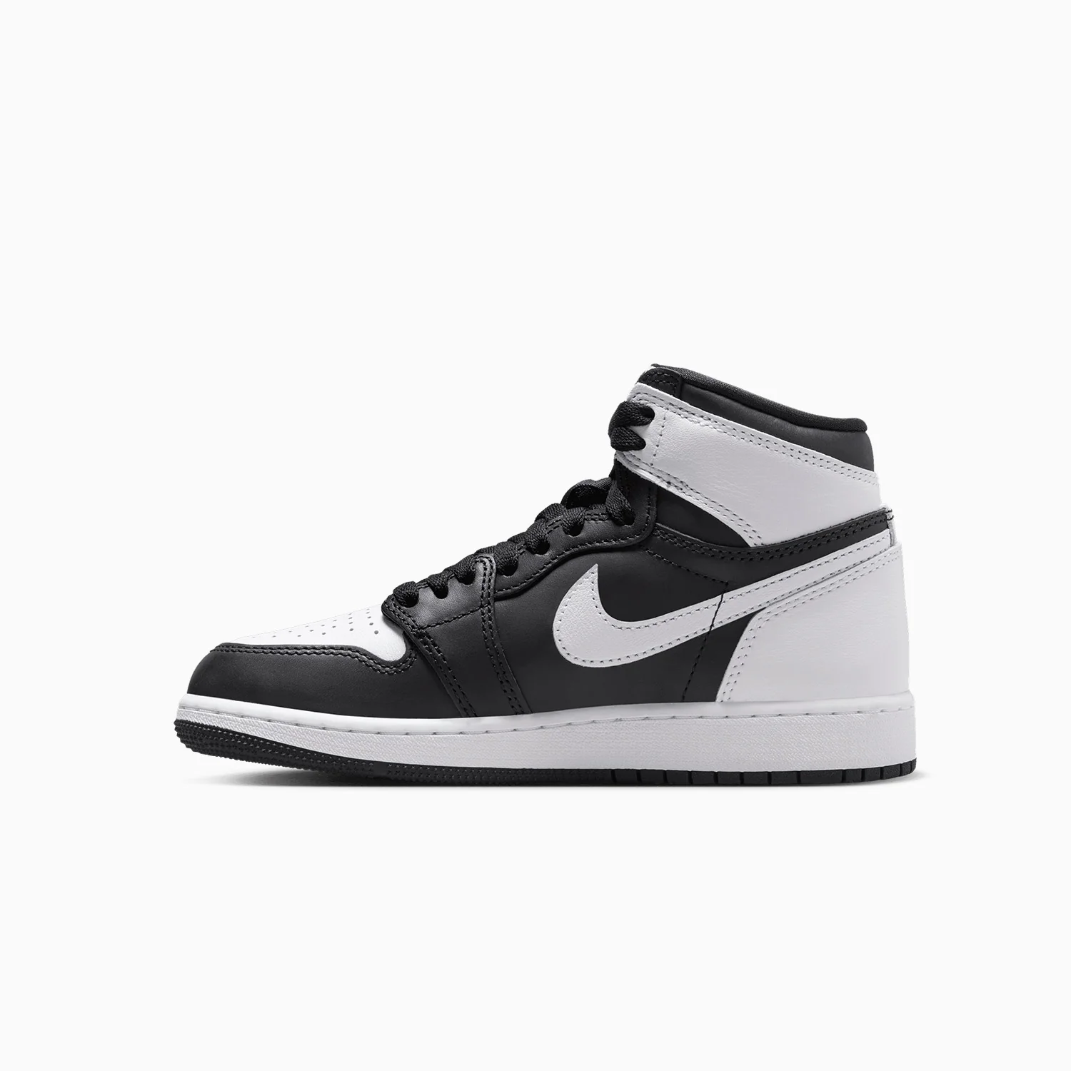 Kid's Air Jordan 1 Retro High OG "Black White" Grade School - Image 3