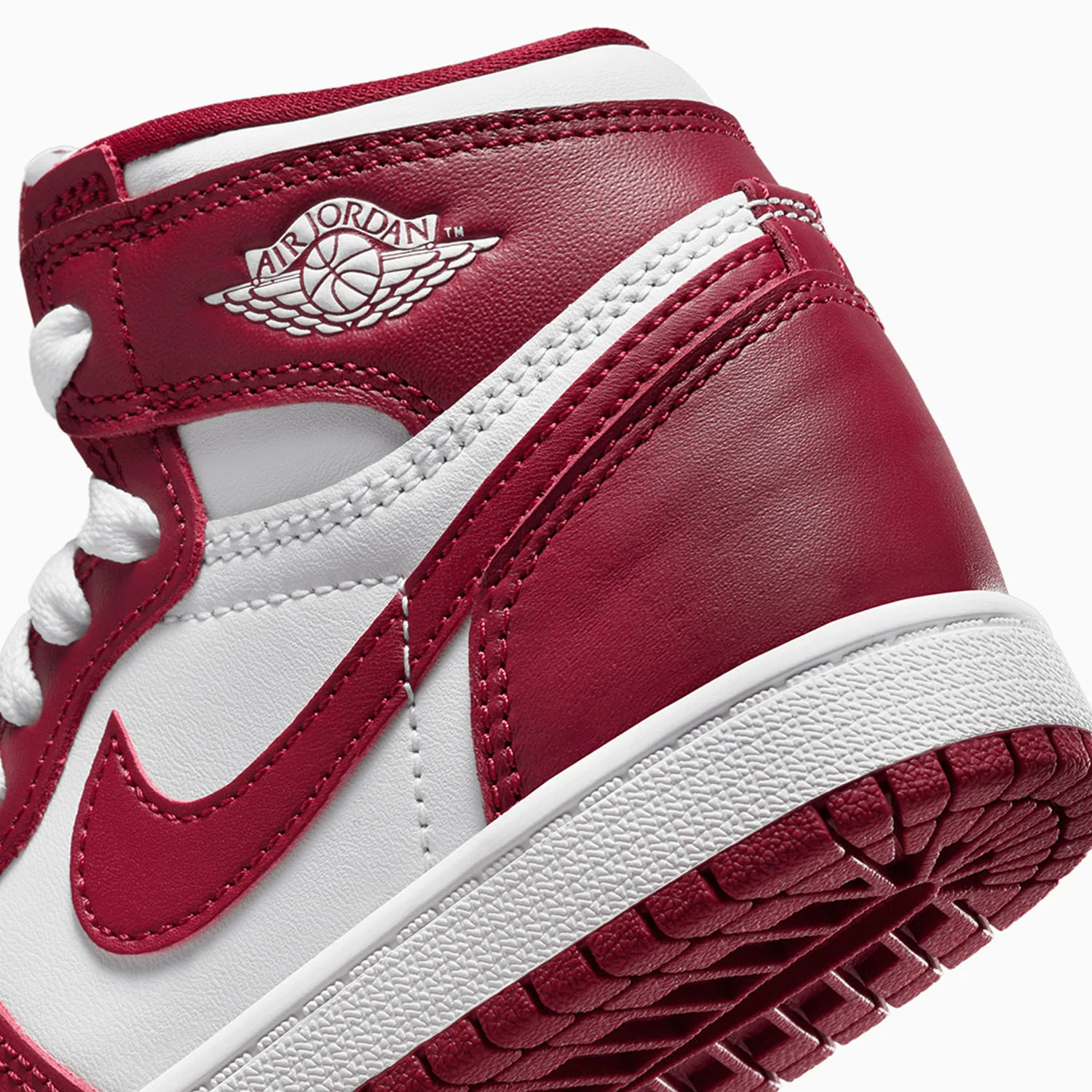 Kid's Air Jordan 1 Retro OG "White Team Red" Pre School - Image 8