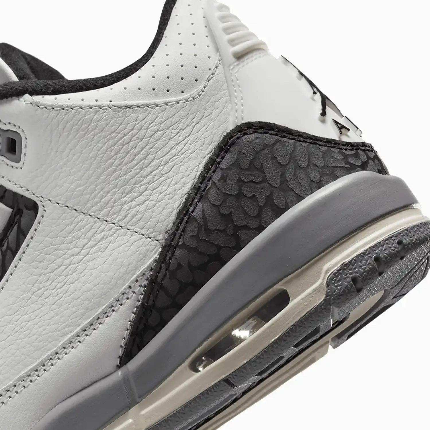 Kid's Air Jordan 3 Retro "Cement Grey" Grade School - Image 8