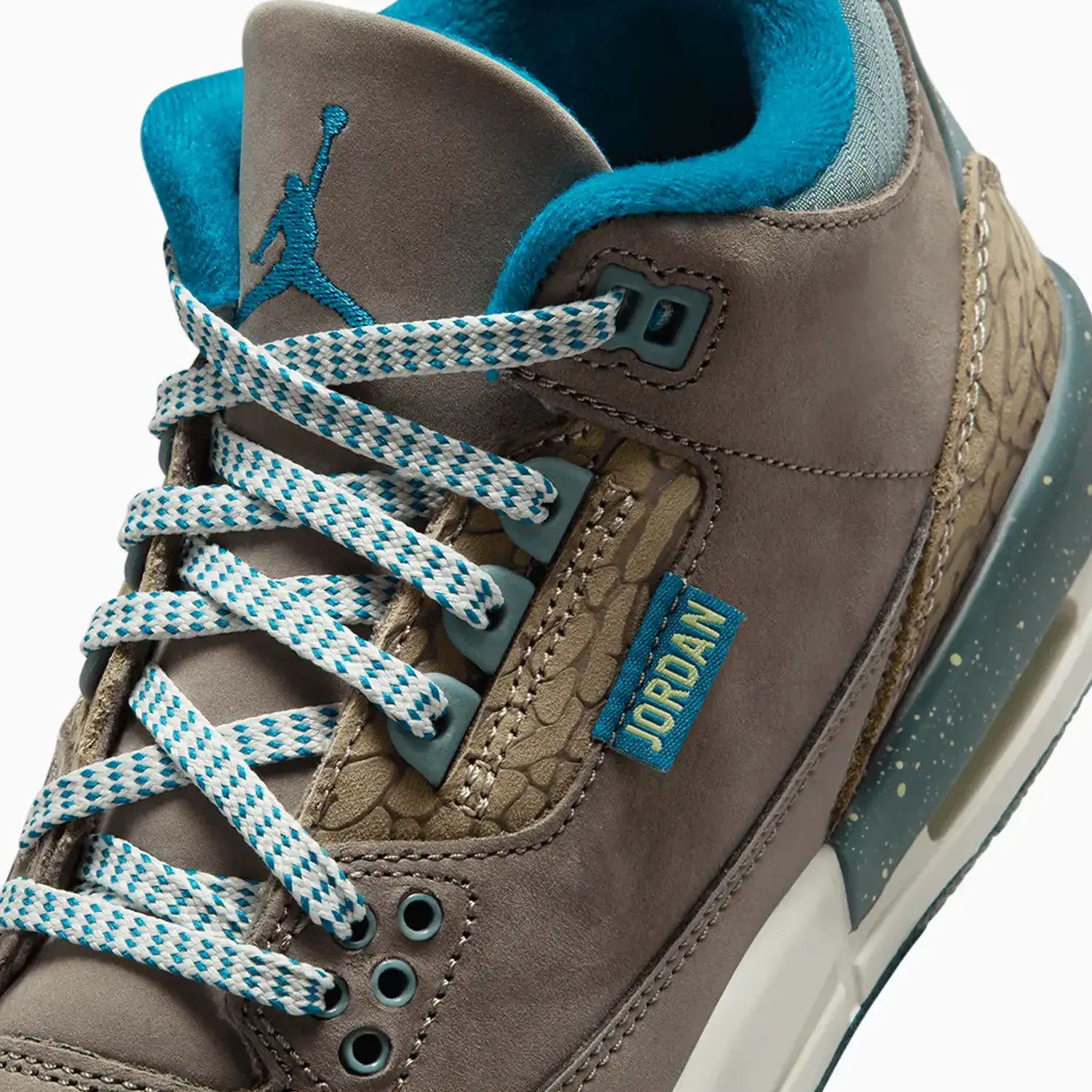 Kid's Air Jordan 3 Retro "Olive Grey" Grade School - Image 8