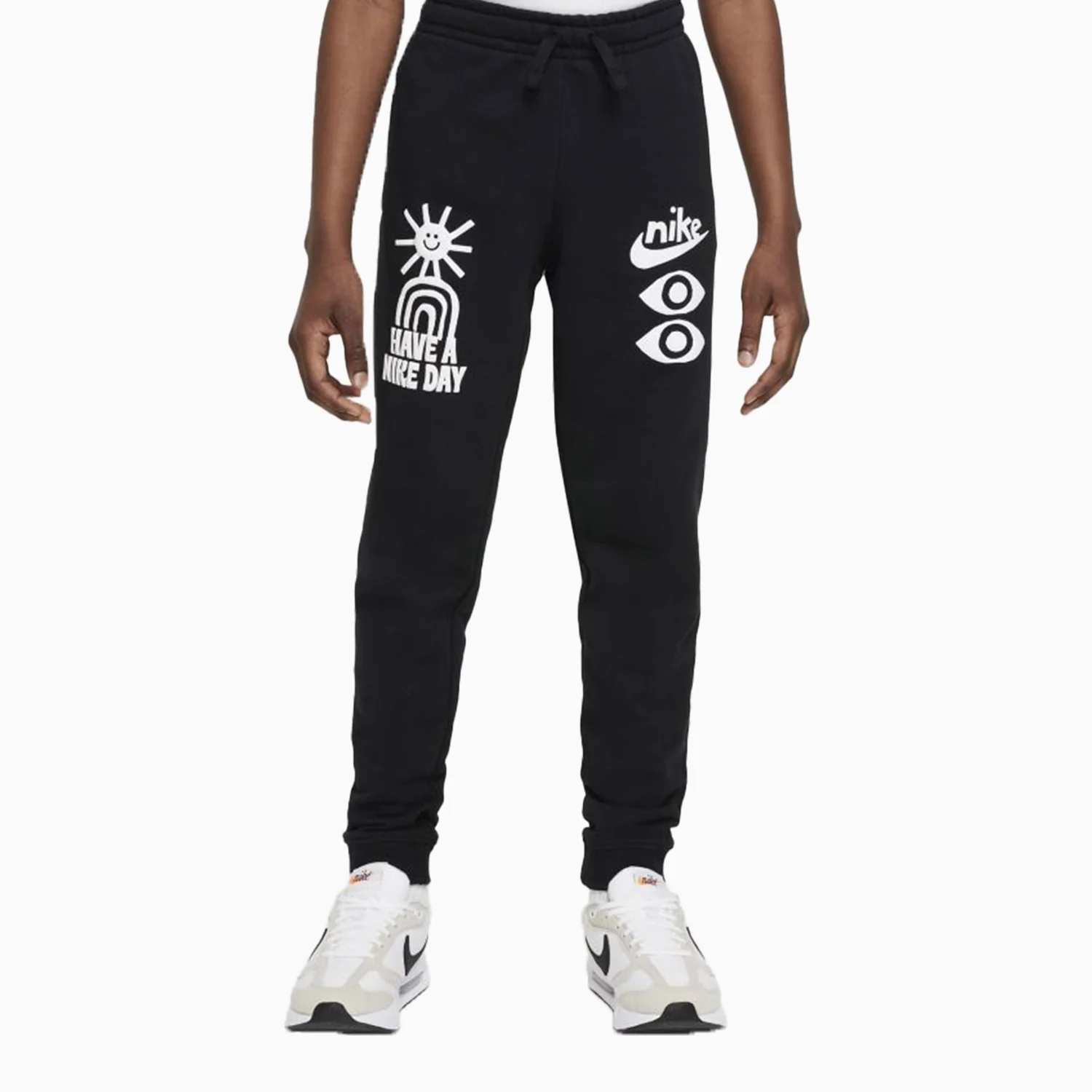 Kid's Sportswear Club Outfit - Image 3