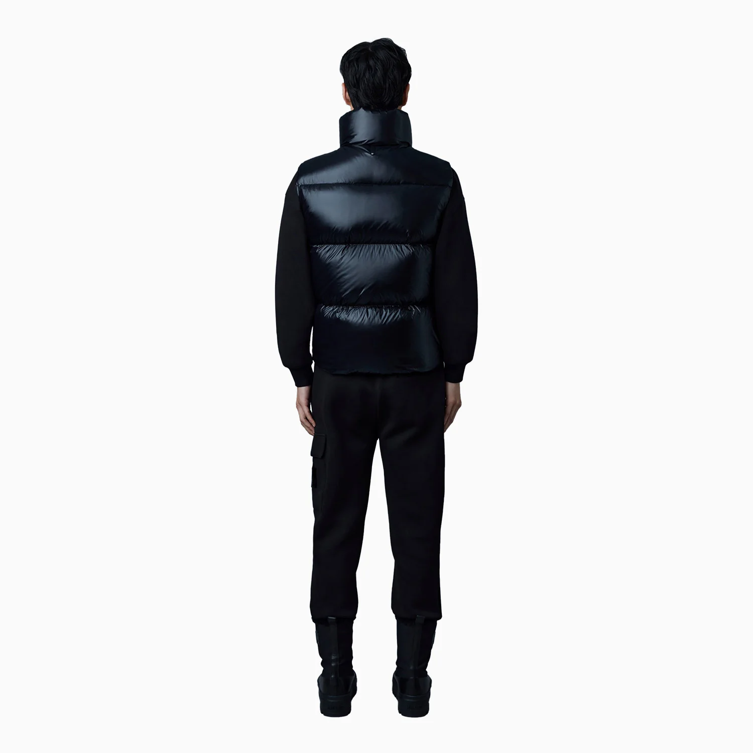 Men's KANE Lustrous Light Down Vest With Funnel Collar - Image 3