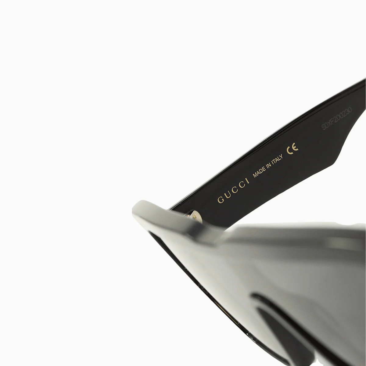 Men's Gucci Sunglasses - Image 4