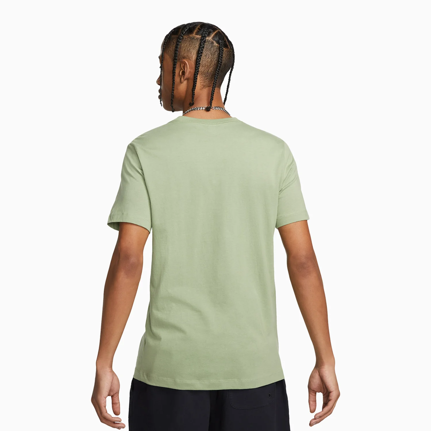Men's Nike Sportswear Essentials Outfit - Image 4