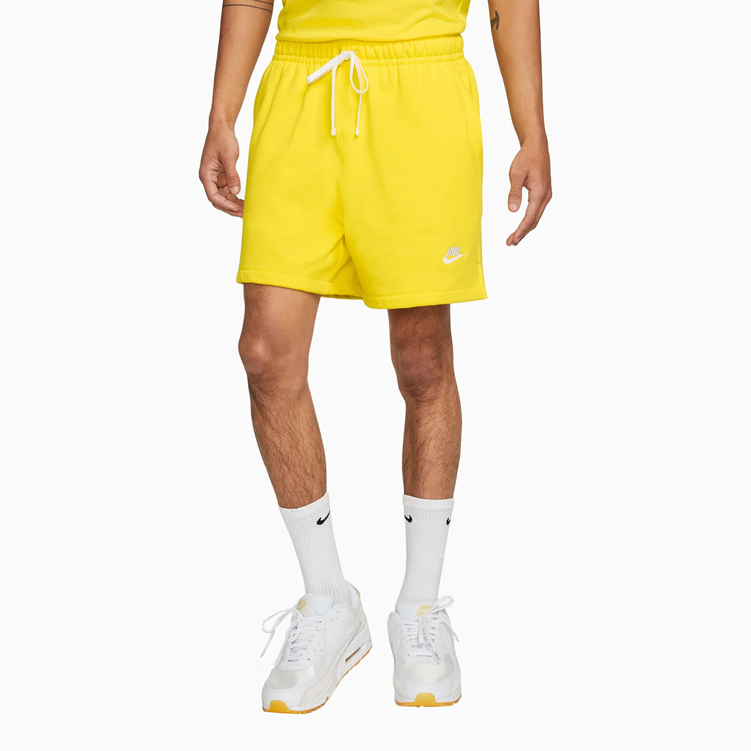 Men's Nike Sportswear T Shirt And Shorts Outfit - Image 3