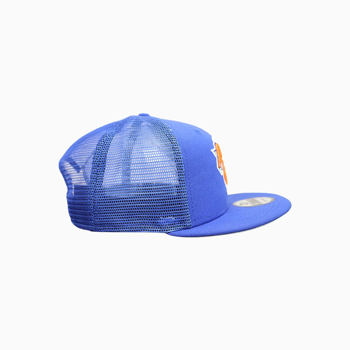 New York Knicks NBA 9Fifty Snapback Trucker Hat - Image 4