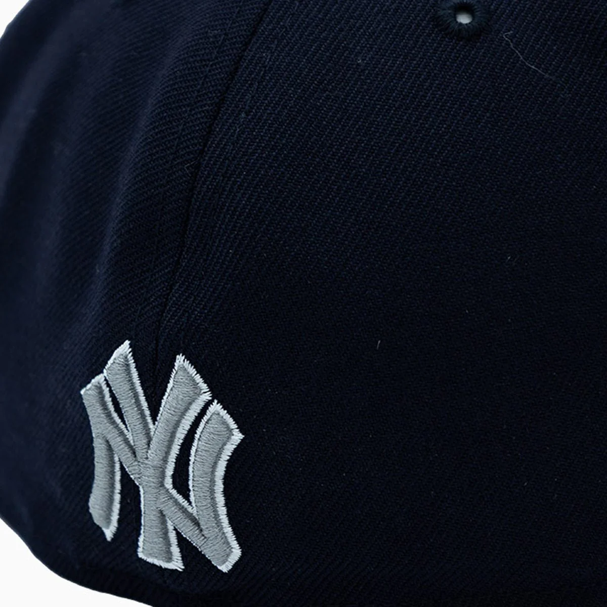 New York Yankees MLB 59FIFTY Fitted Hat - Image 4