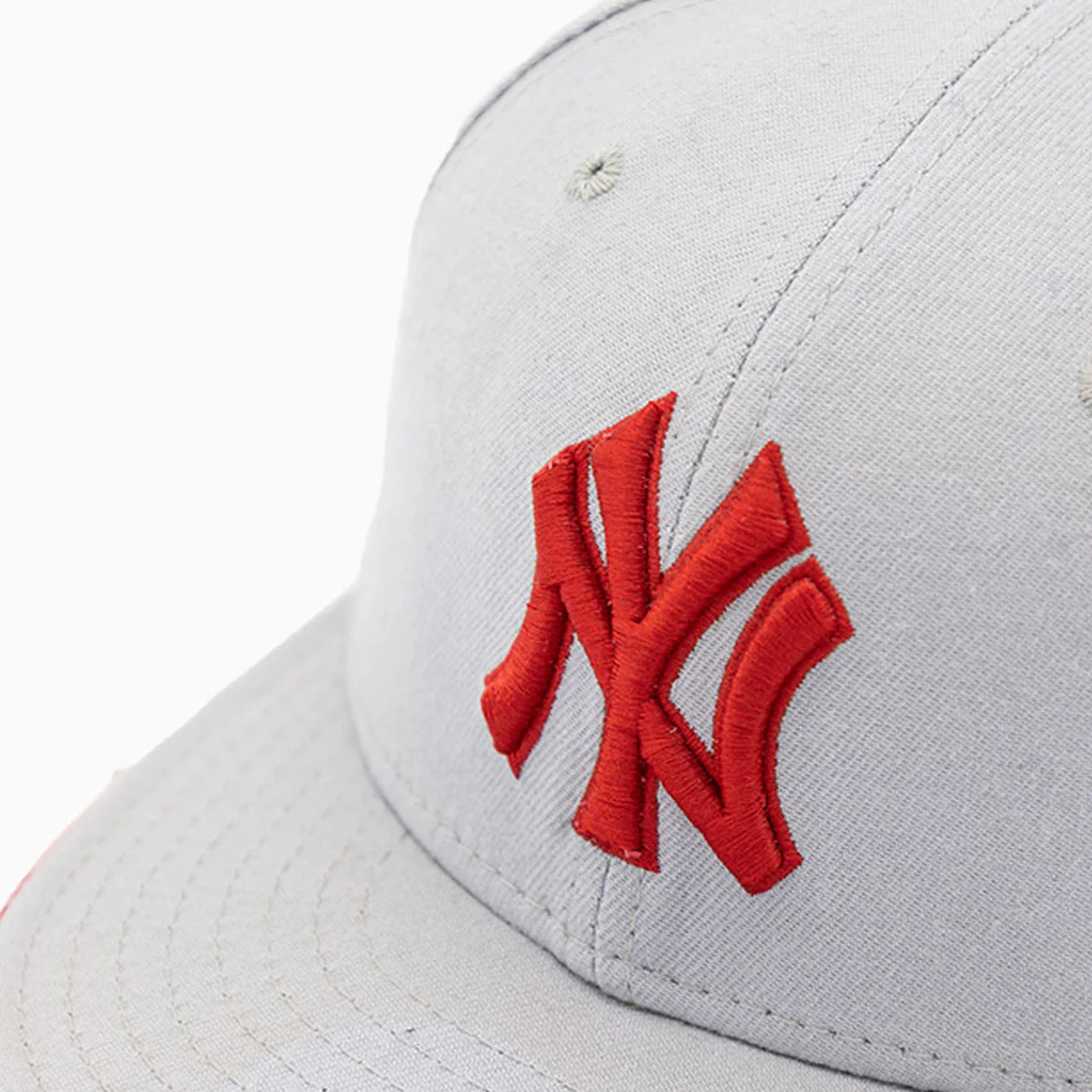 New York Yankees MLB 59FIFTY Fitted Hat - Image 4