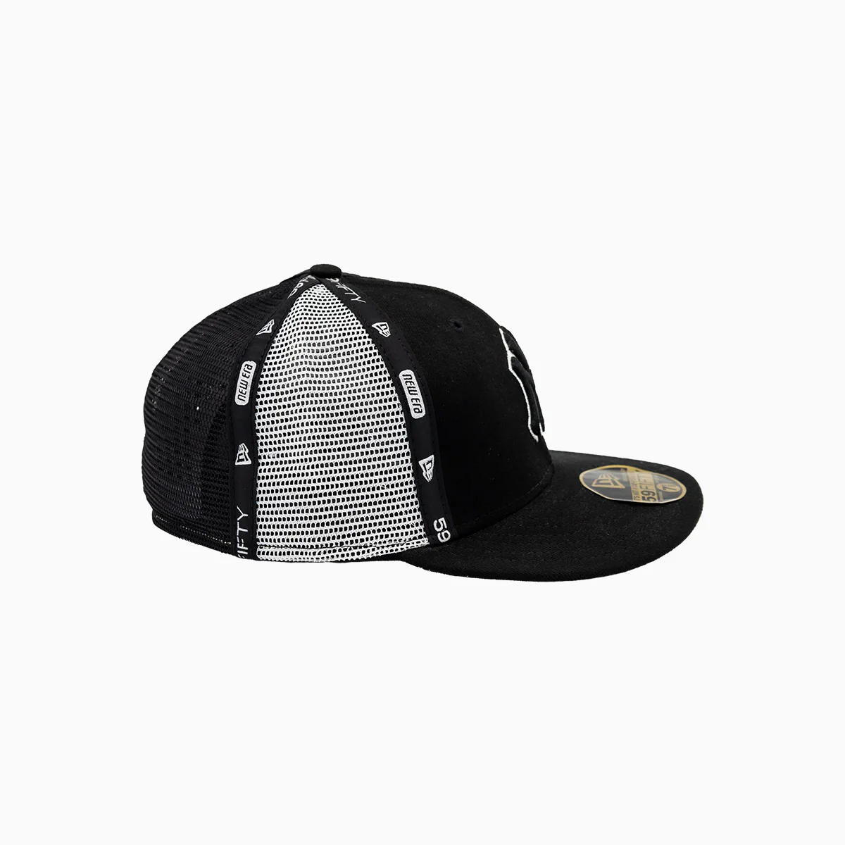 New York Yankees MLB 59FIFTY Fitted Trucker Hat - Image 4