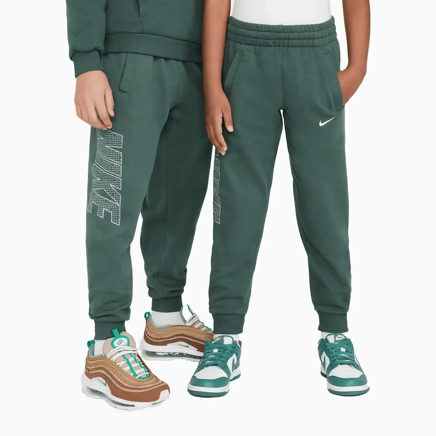 Kid's Sportswear Club Fleece Outfit - Image 3