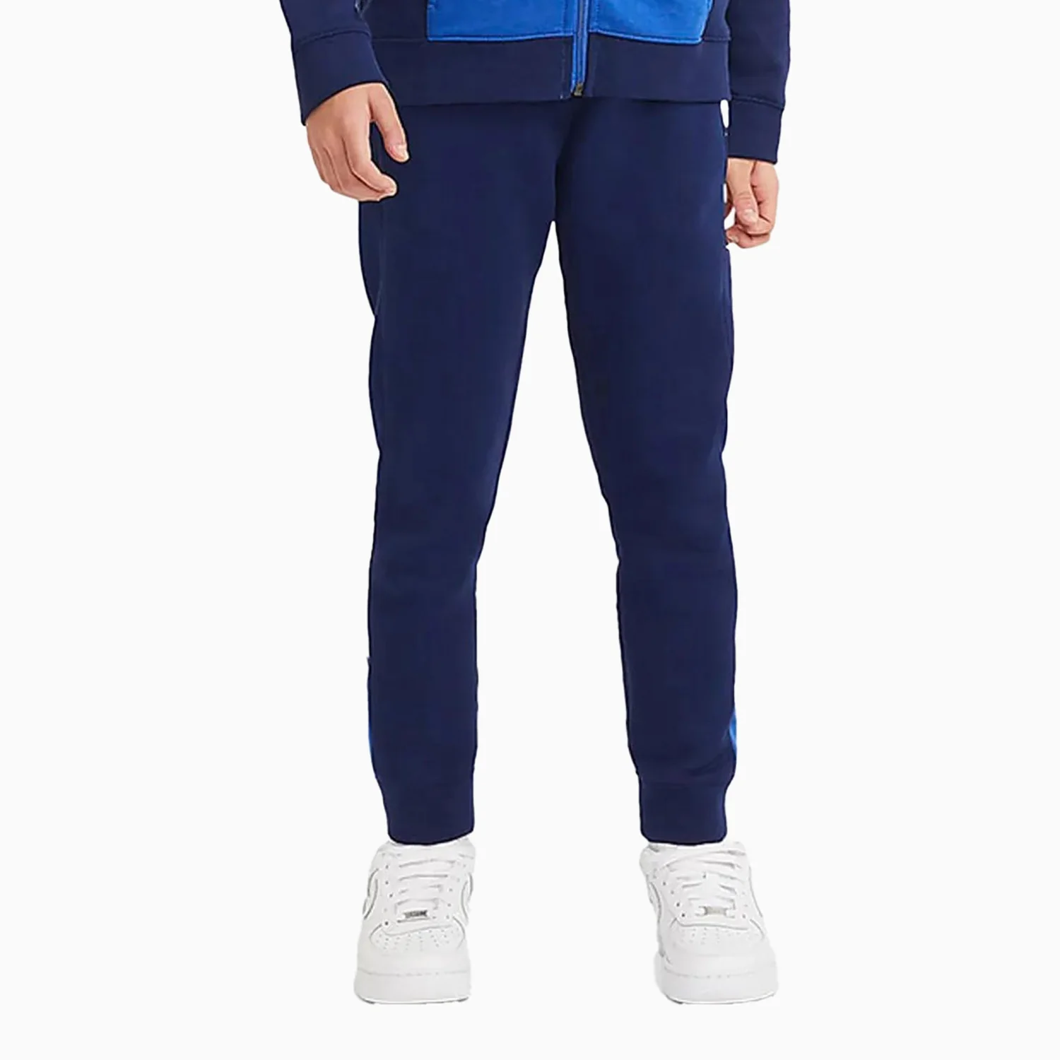 Kid's Sportswear Club Outfit - Image 3