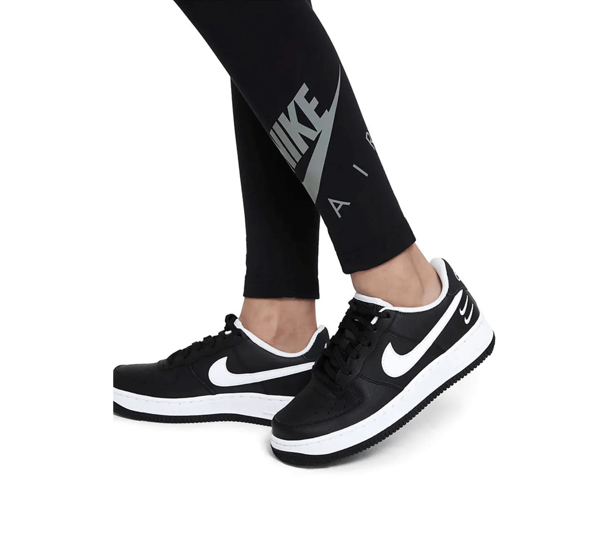 Kid's Sportswear Club Outfit - Image 7