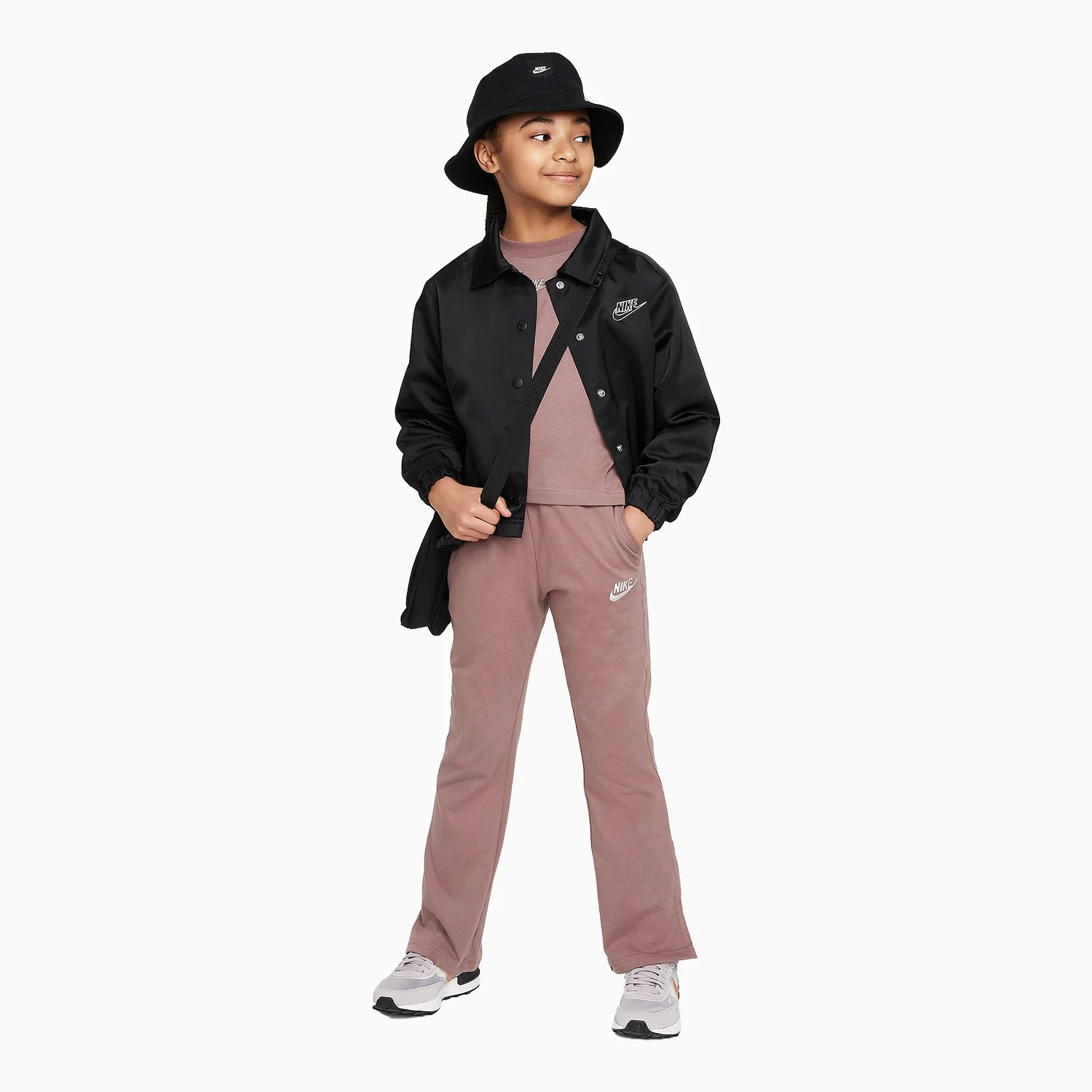 Kid's Sportswear Outfit - Image 7