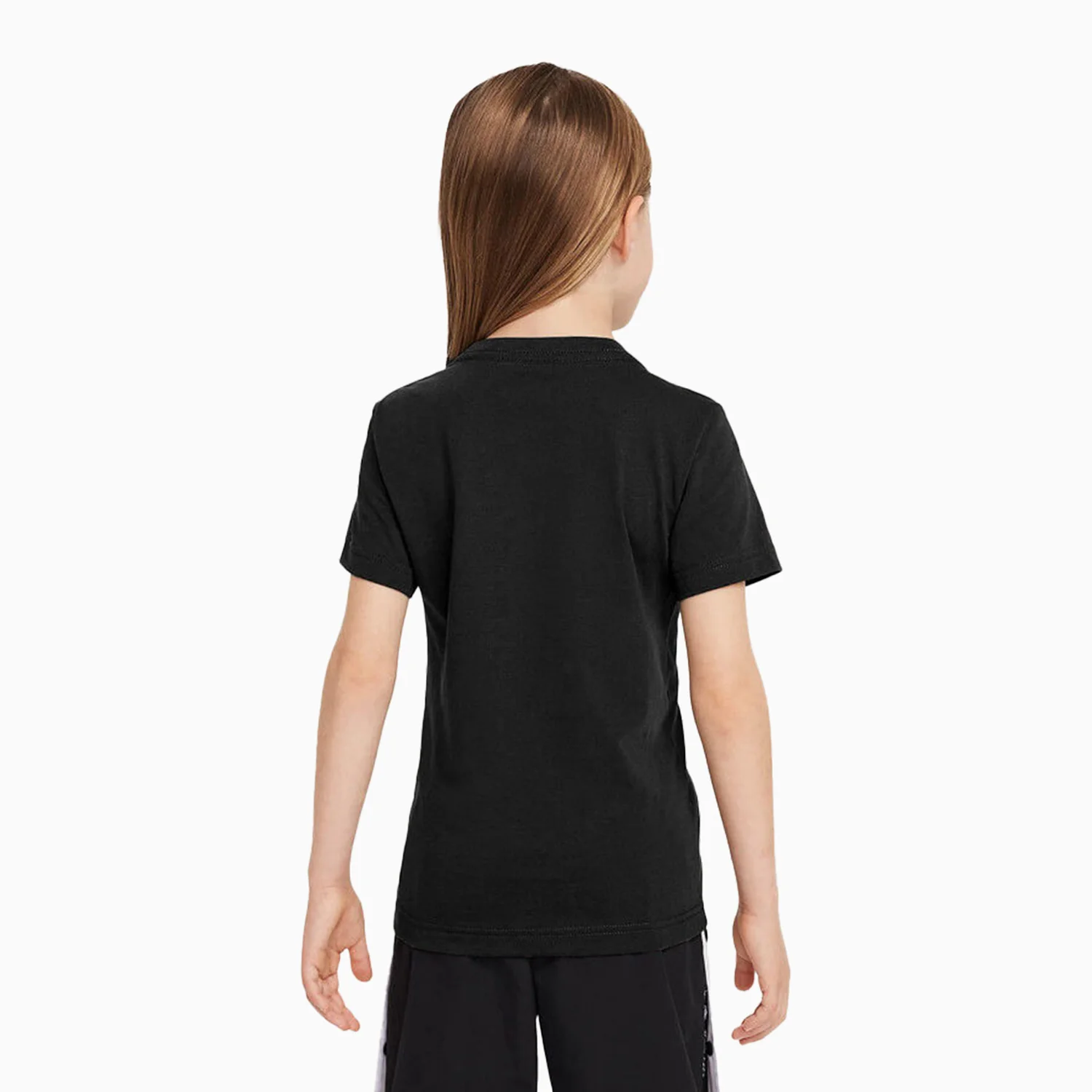 Kid's Sportswear T-Shirt And Shorts Outfit - Image 4