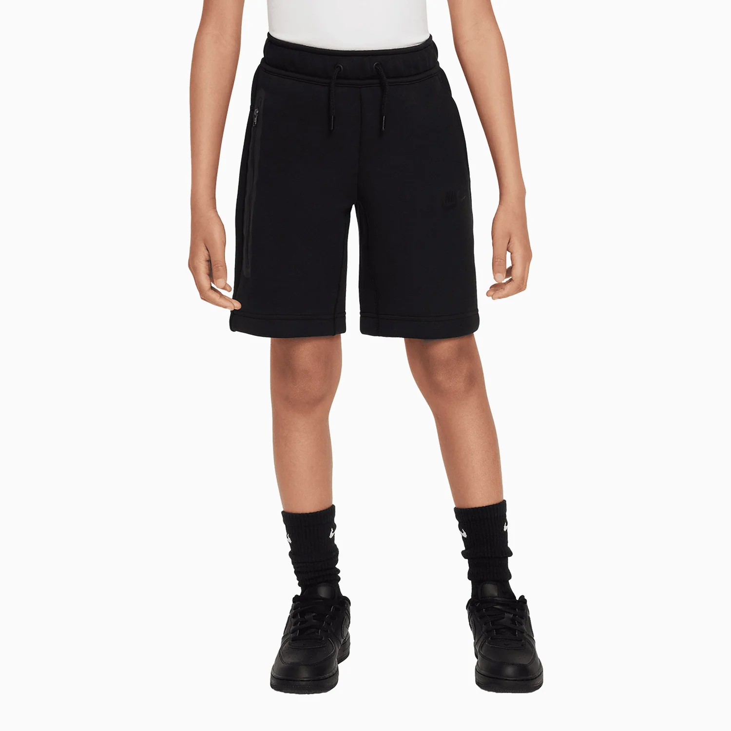 Kid's Sportswear T-Shirt And Shorts Outfit - Image 2