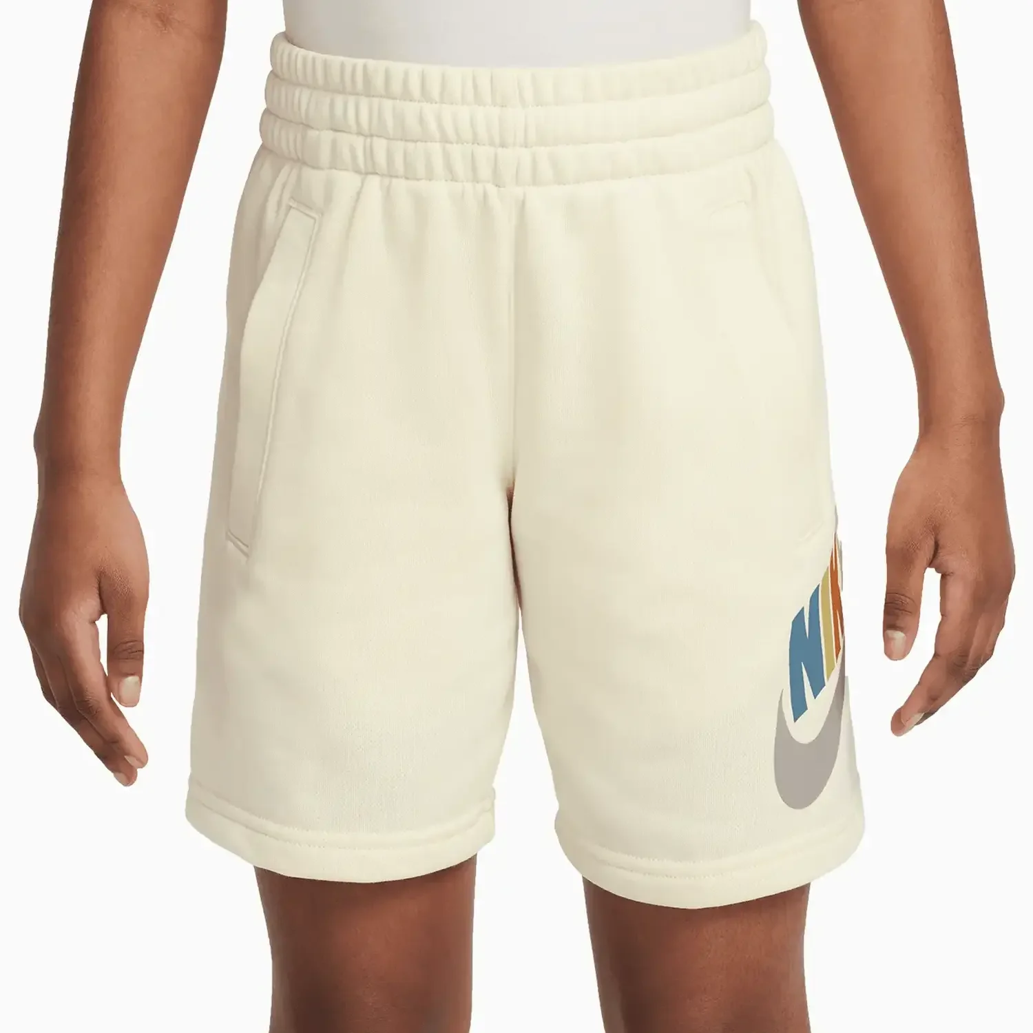 Kid's Sportswear T-Shirt And Shorts Outfit - Image 8