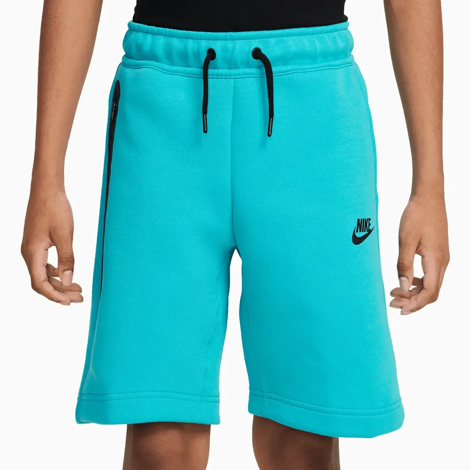 Kid's Sportswear T-Shirt And Shorts Outfit - Image 4