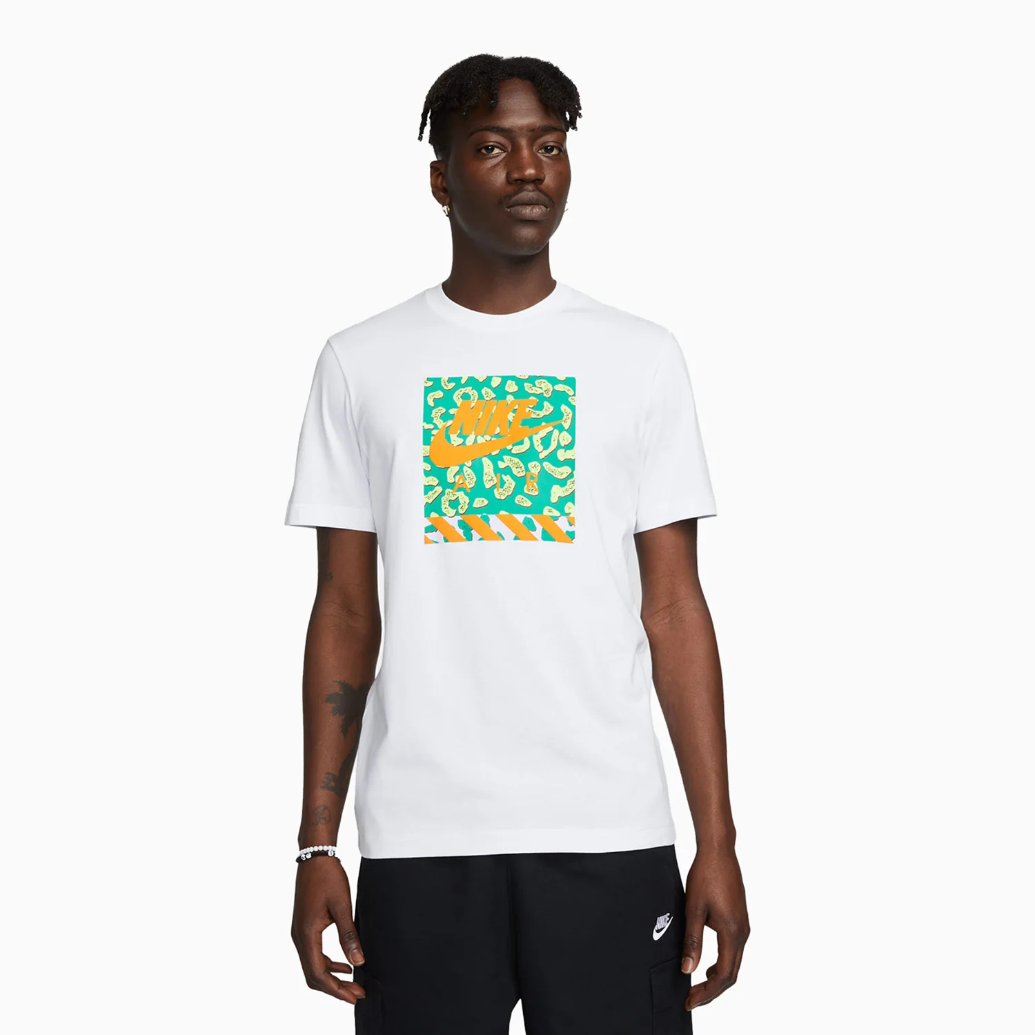 Men's Nike Sportswear T Shirt And Shorts Outfit - Image 2