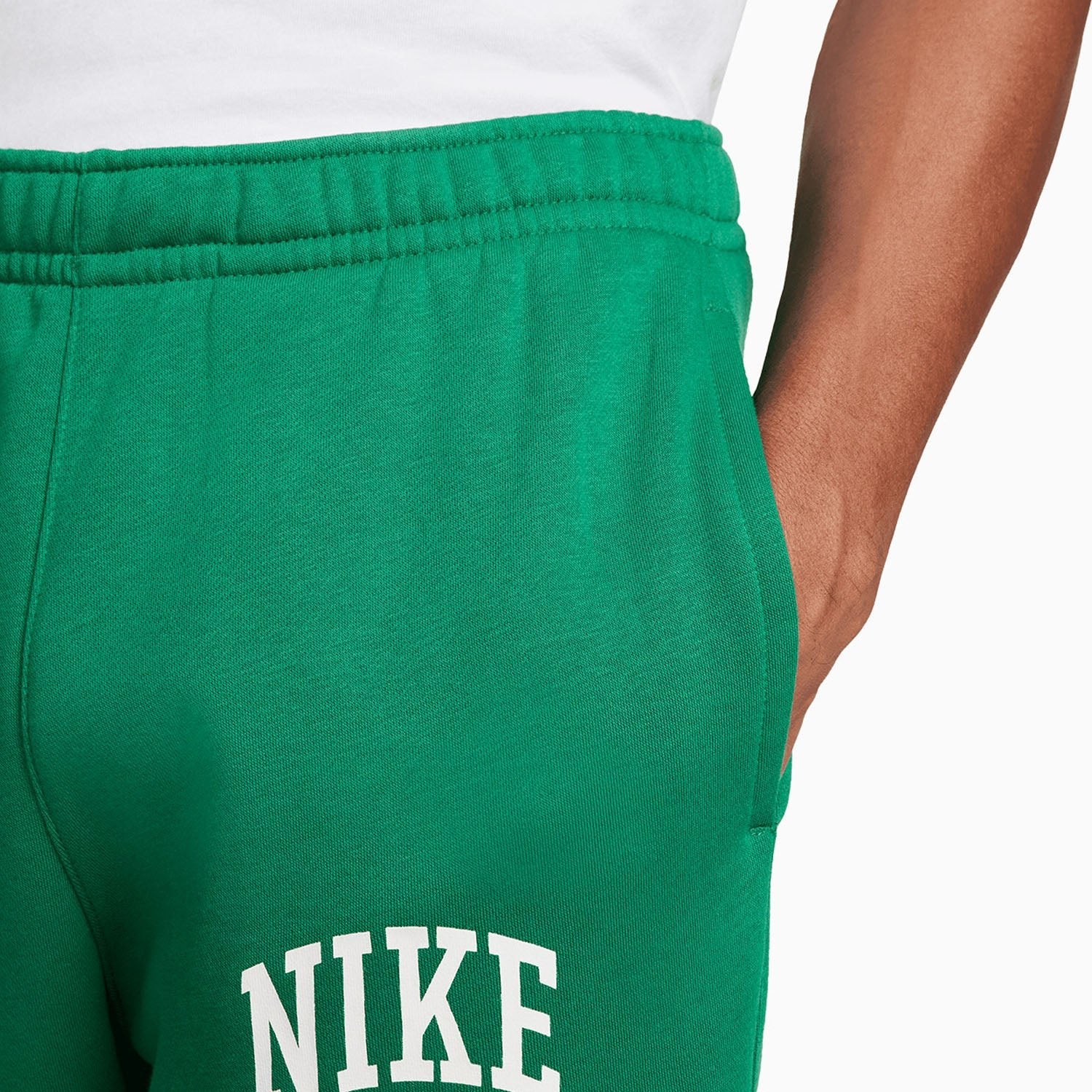 Men's Sportswear Club Fleece Outfit - Image 9