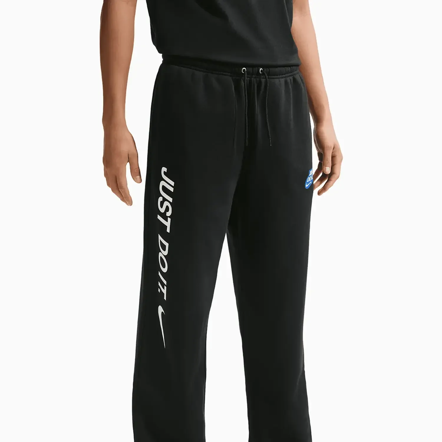 Men's Sportswear Club Outfit - Image 5