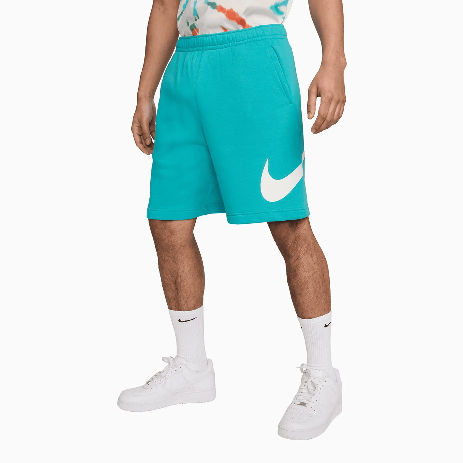 Men's Sportswear Club T-Shirt And Shorts Outfit - Image 2