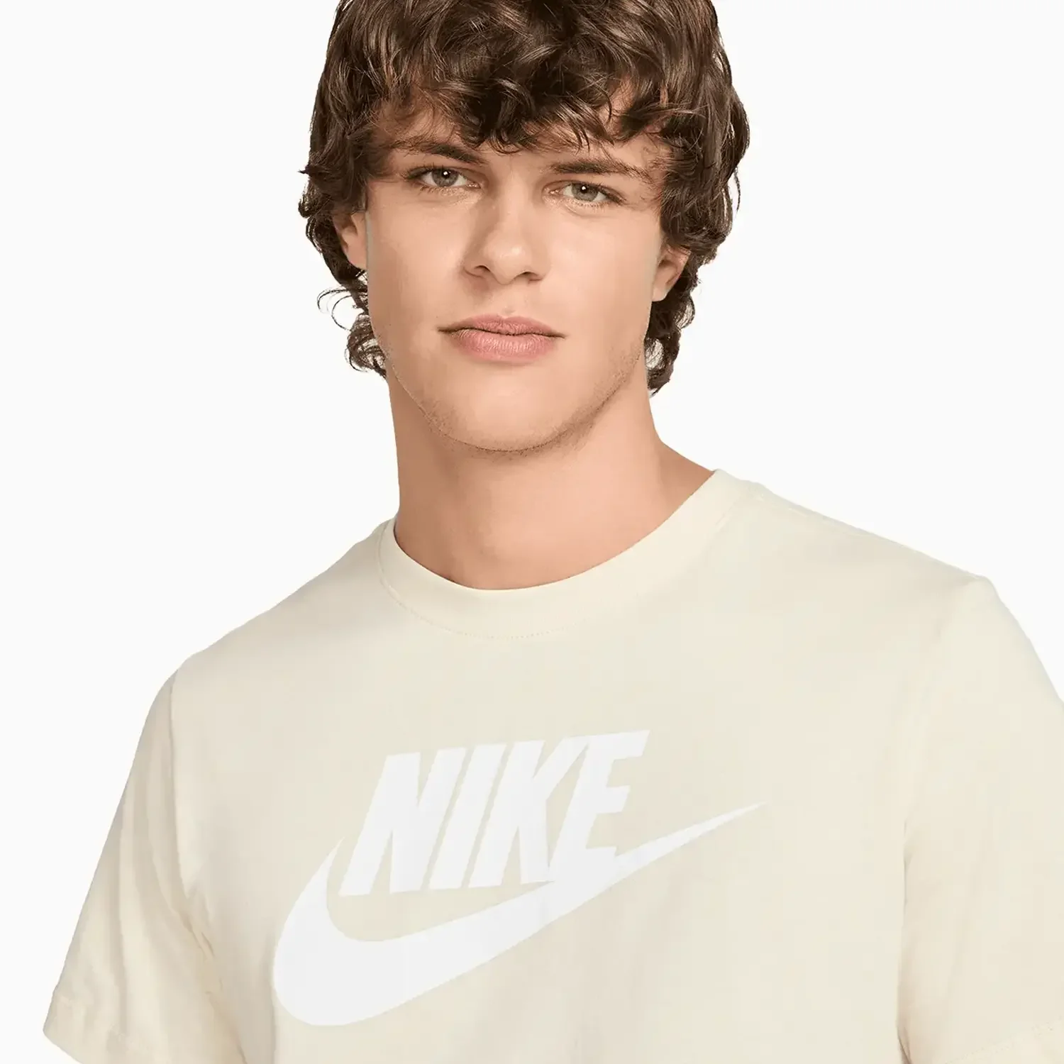 Men's Sportswear T-Shirt And Shorts Outfit - Image 4
