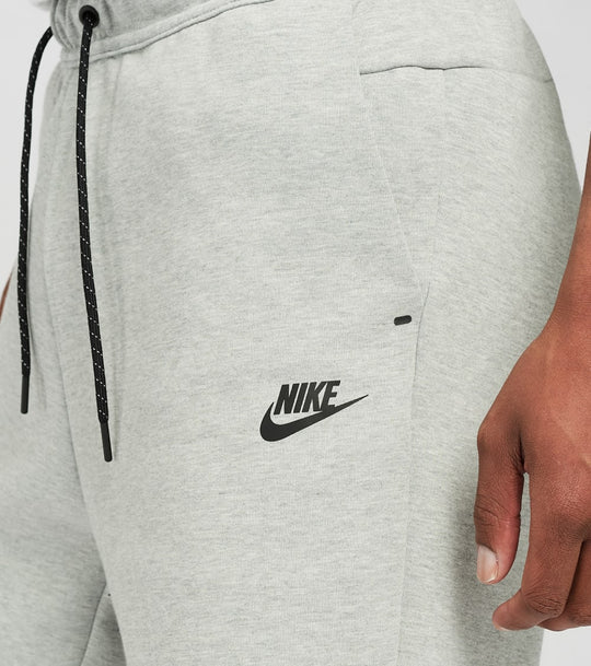 Men's Sportswear Tech Fleece Short - Image 3