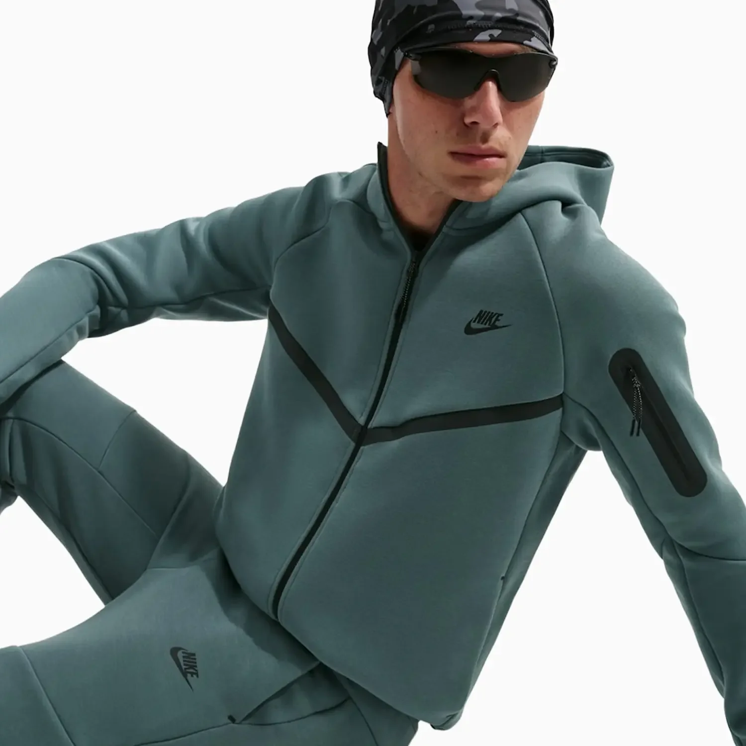 Men's Sportswear Tech Fleece Tracksuit - Image 4