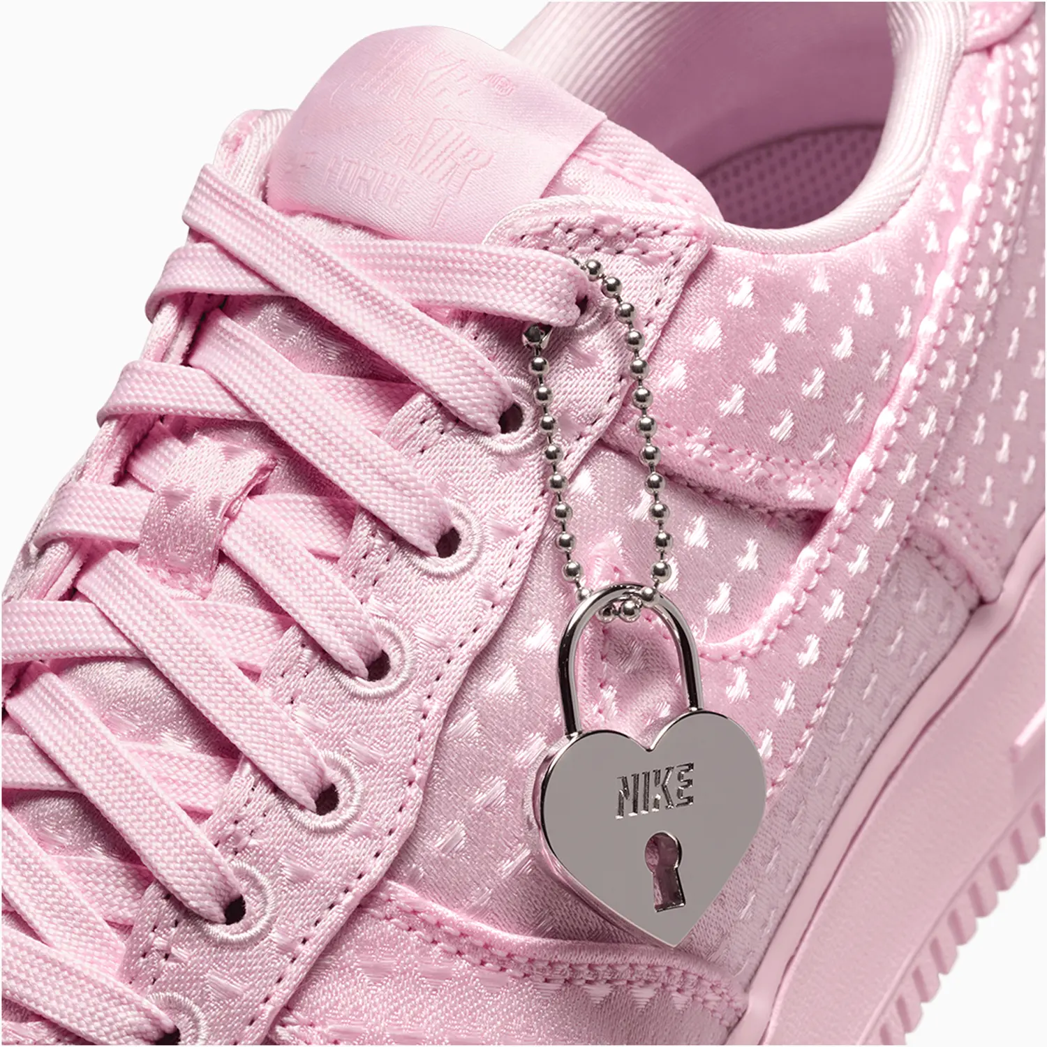 Women's Air Force 1 '07 SE "Valentine's Day" - Image 8