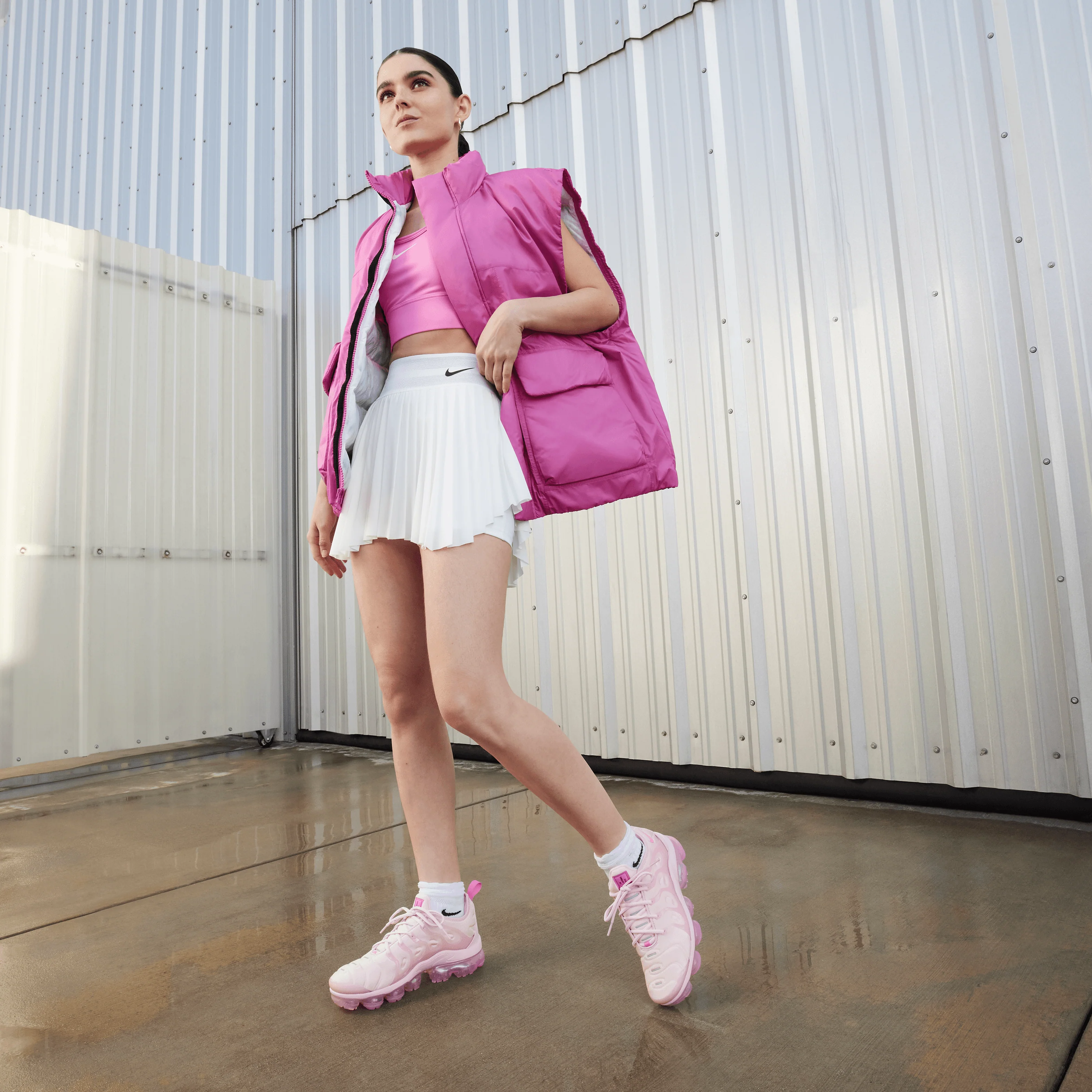 Women's Air Vapormax Plus "Pink Foam" - Image 2