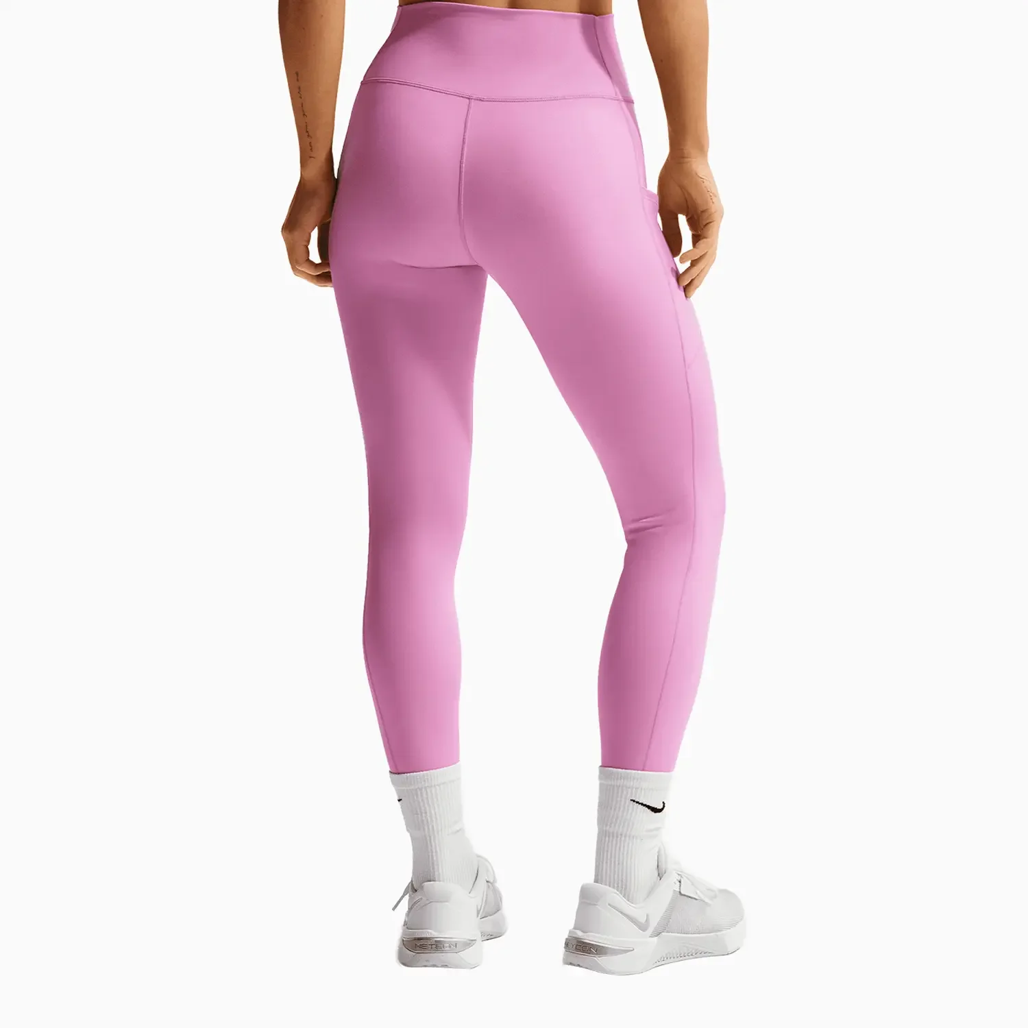 Women's Dri-Fit Cropped Outfit - Image 4