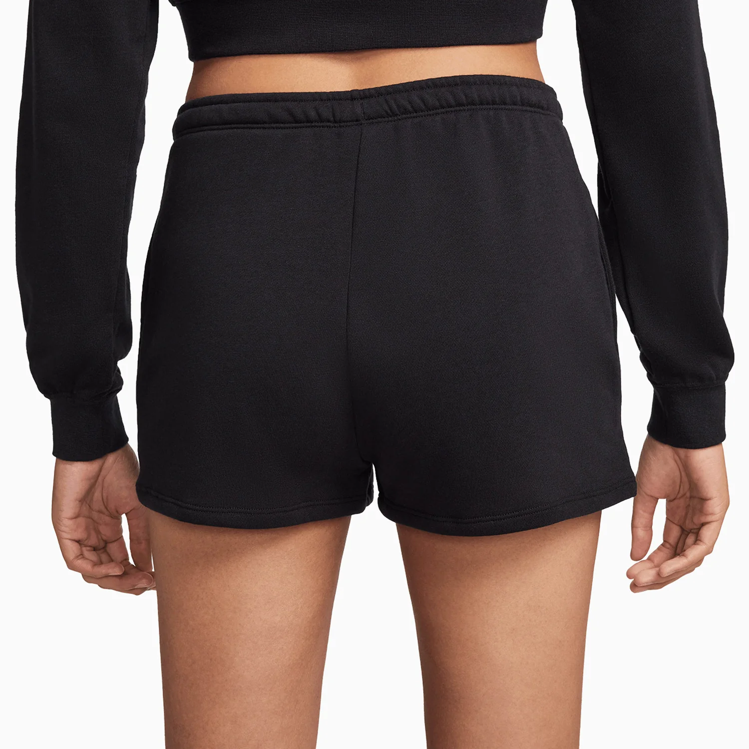 Women's Sportswear Chill Knit Outfit - Image 4