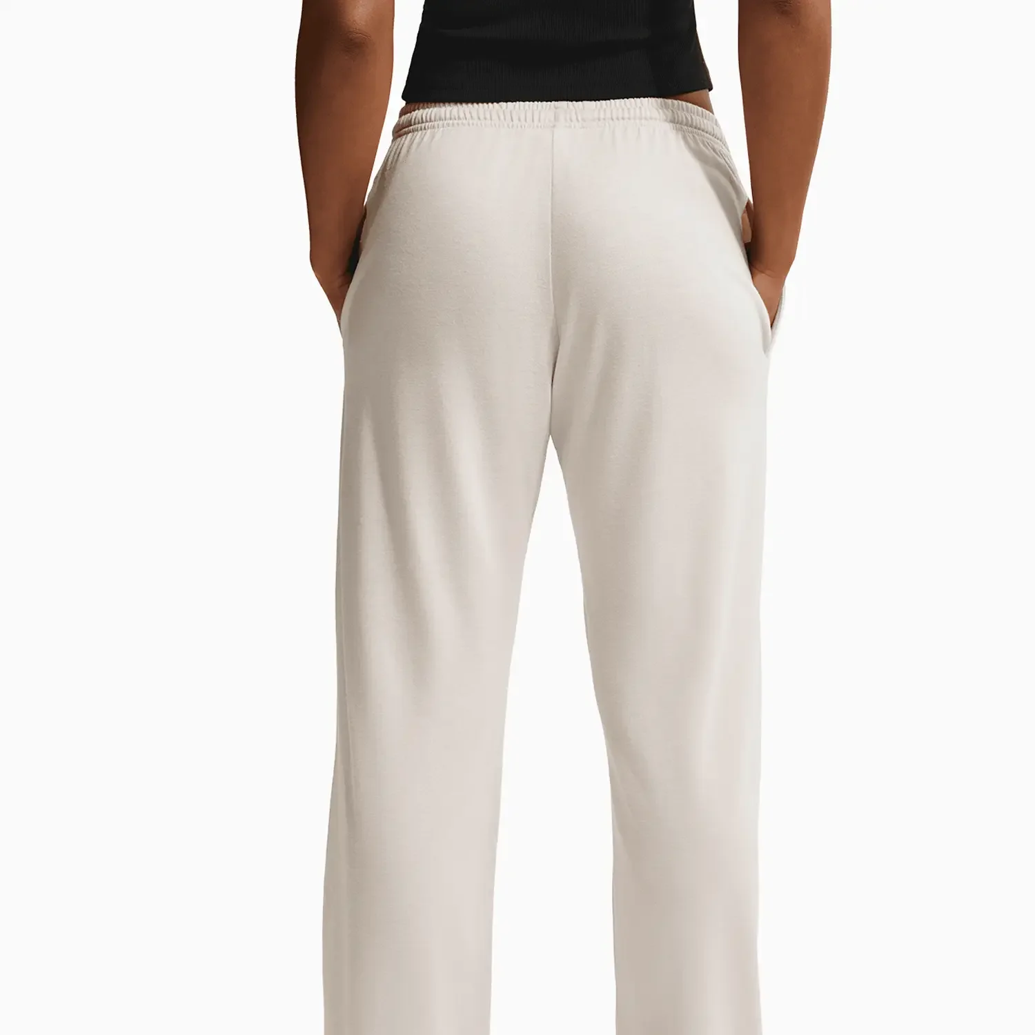 Women's Sportswear Chill Knit Outfit - Image 7