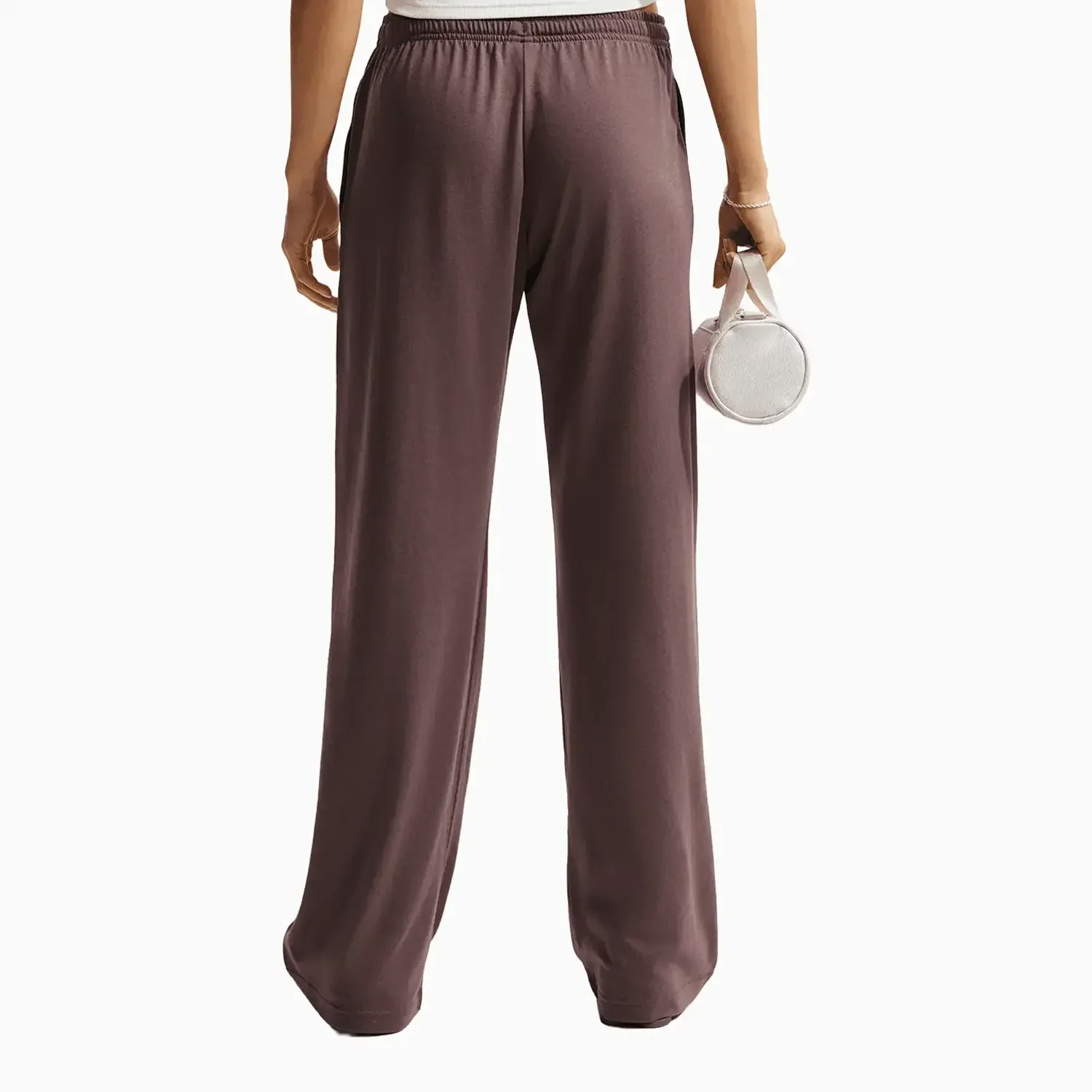 Women's Sportswear Chill Knit Outfit - Image 4