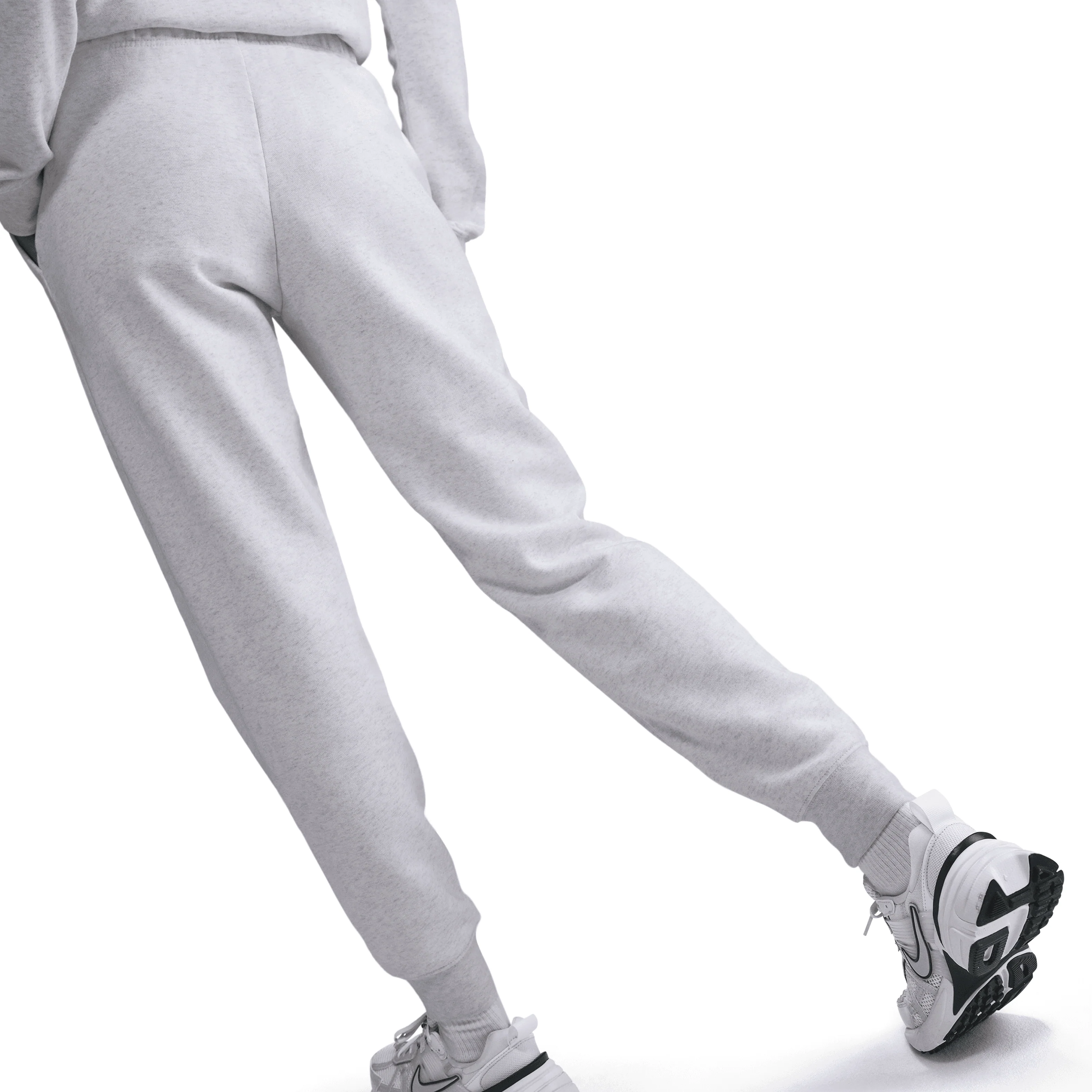 Women's Sportswear Club Fleece Outfit - Image 4
