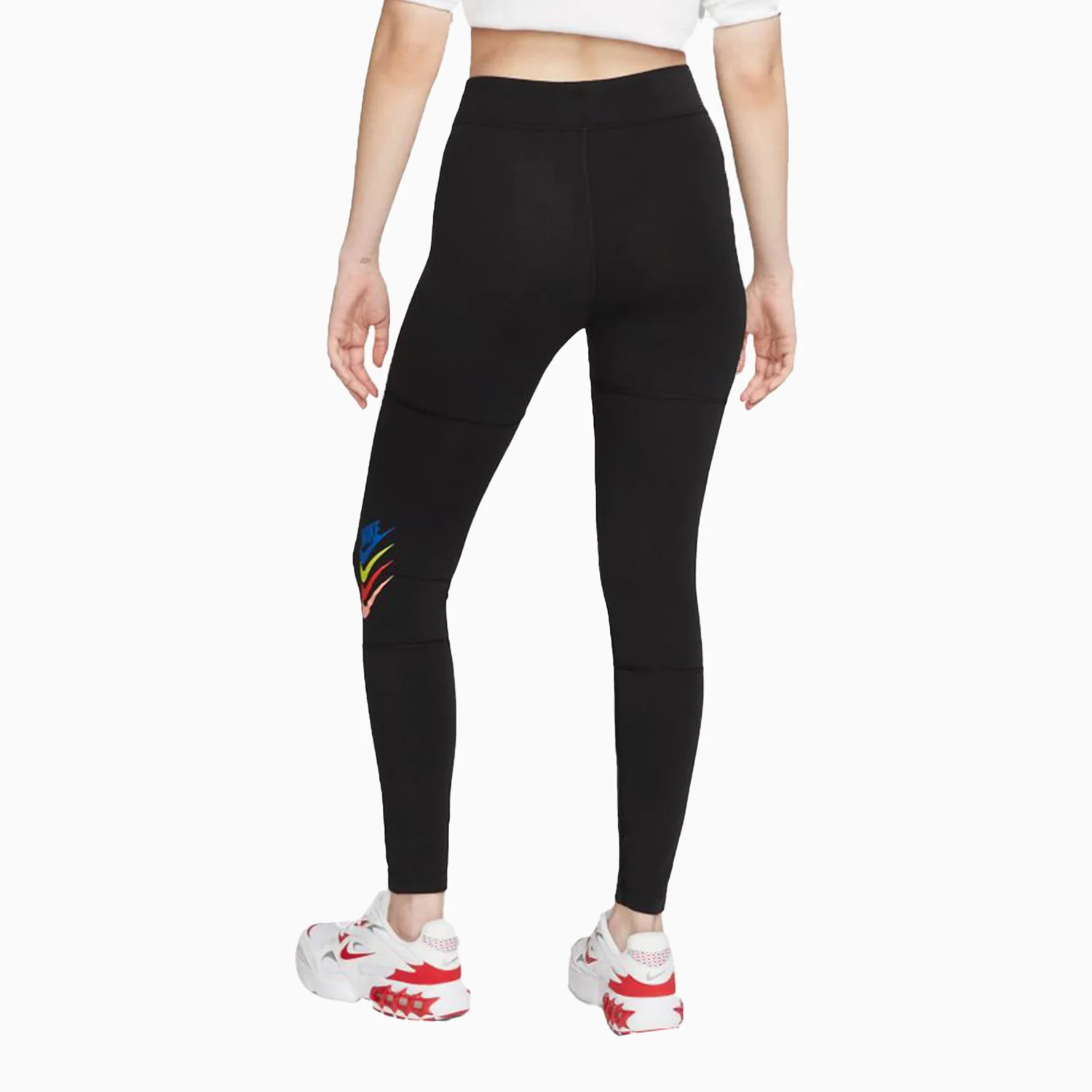 Women's Sportswear Club Outfit - Image 5