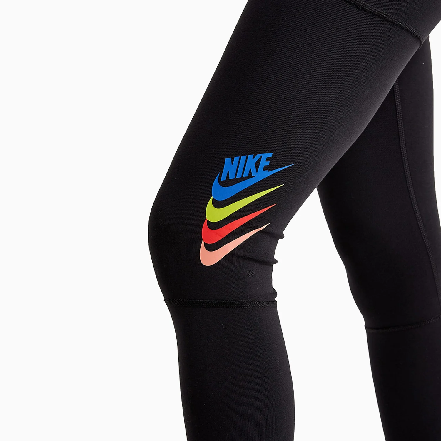 Women's Sportswear Club Outfit - Image 7