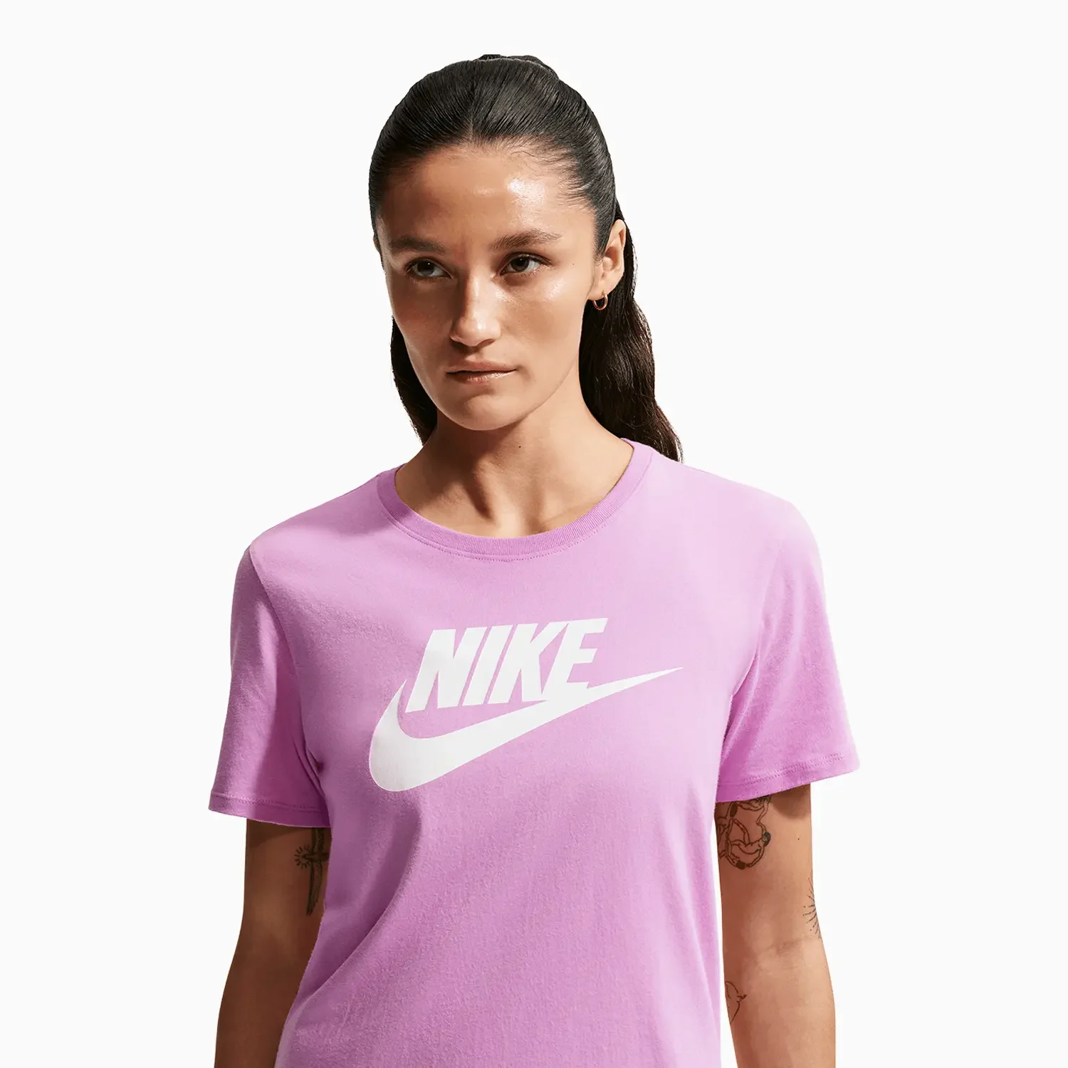 Women's Sportswear Club T-Shirt and Shorts Outfit - Image 4