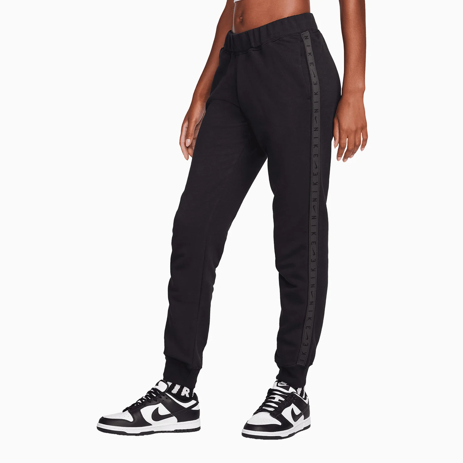 Women's Sportswear Essential Fleece Outfit - Image 3