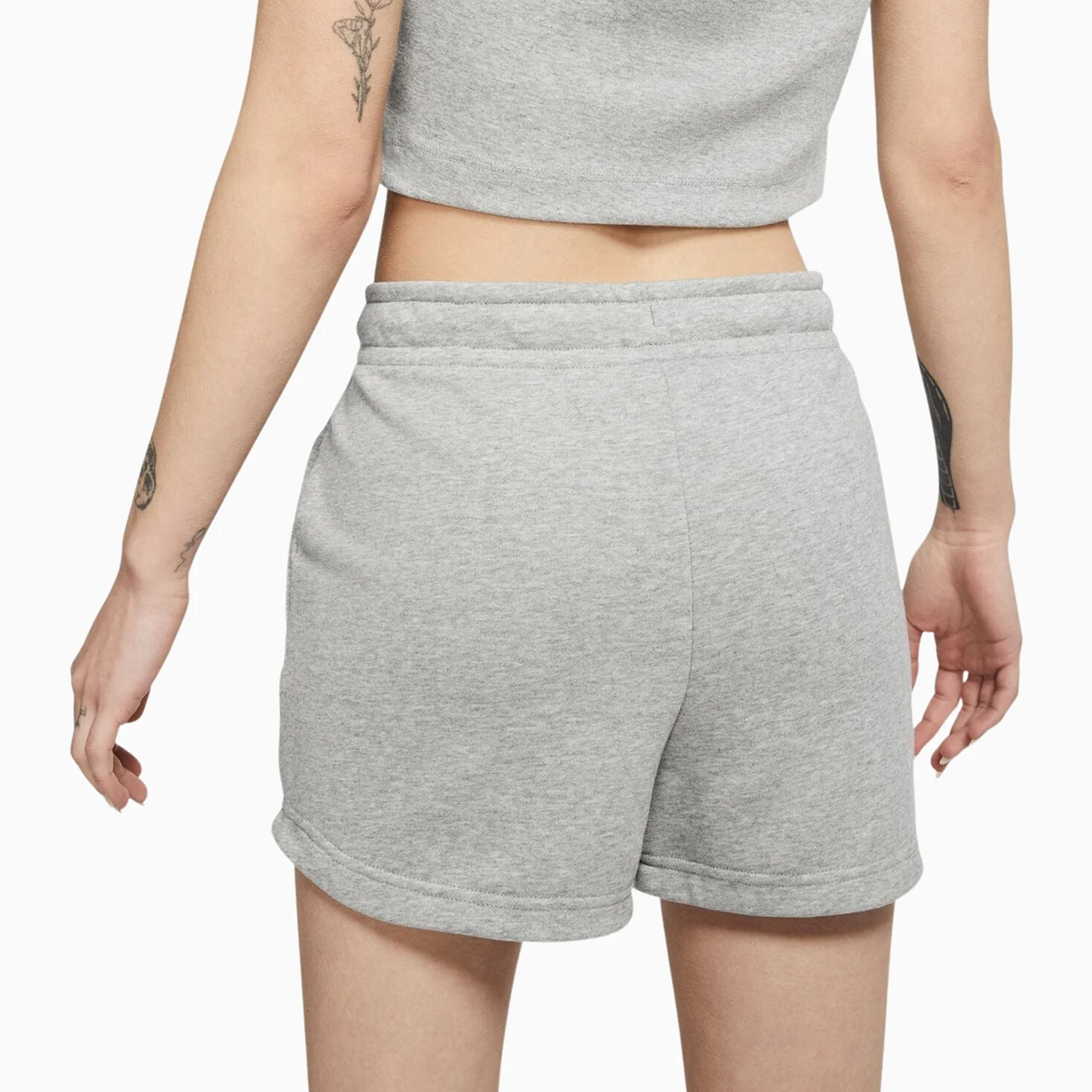 Women's Sportswear Essential Outfit - Image 5