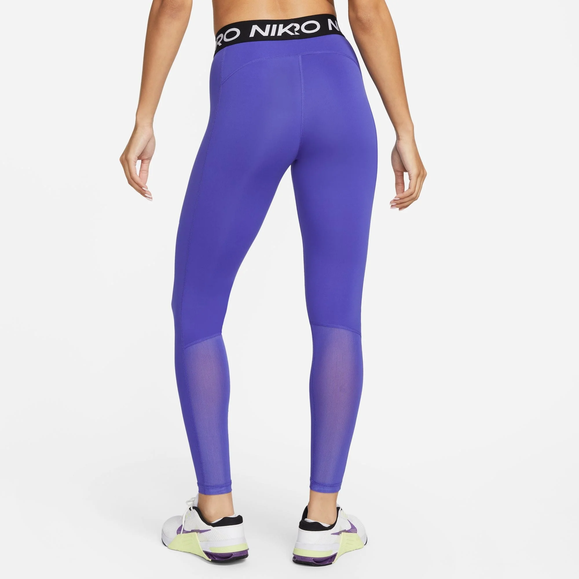 Women's Sportswear Phoenix Fleece Outfit - Image 4