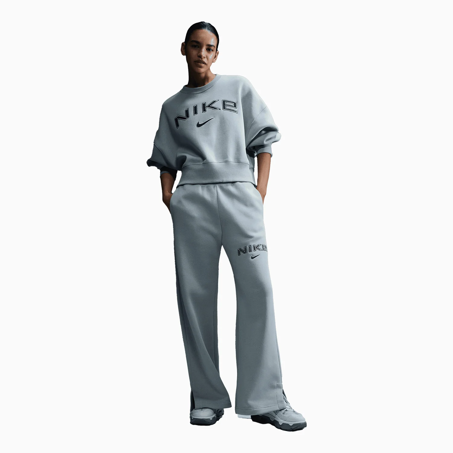 Women's Sportswear Phoenix Fleece Outfit