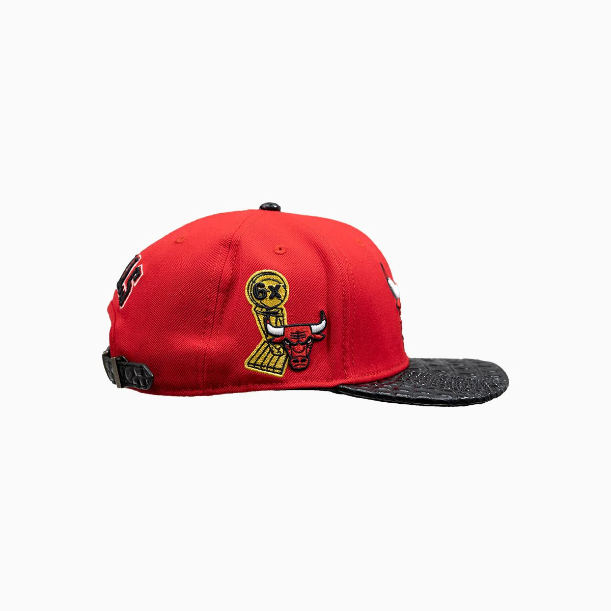 Chicago Bulls NBA Hat With Leather Visor - Image 3